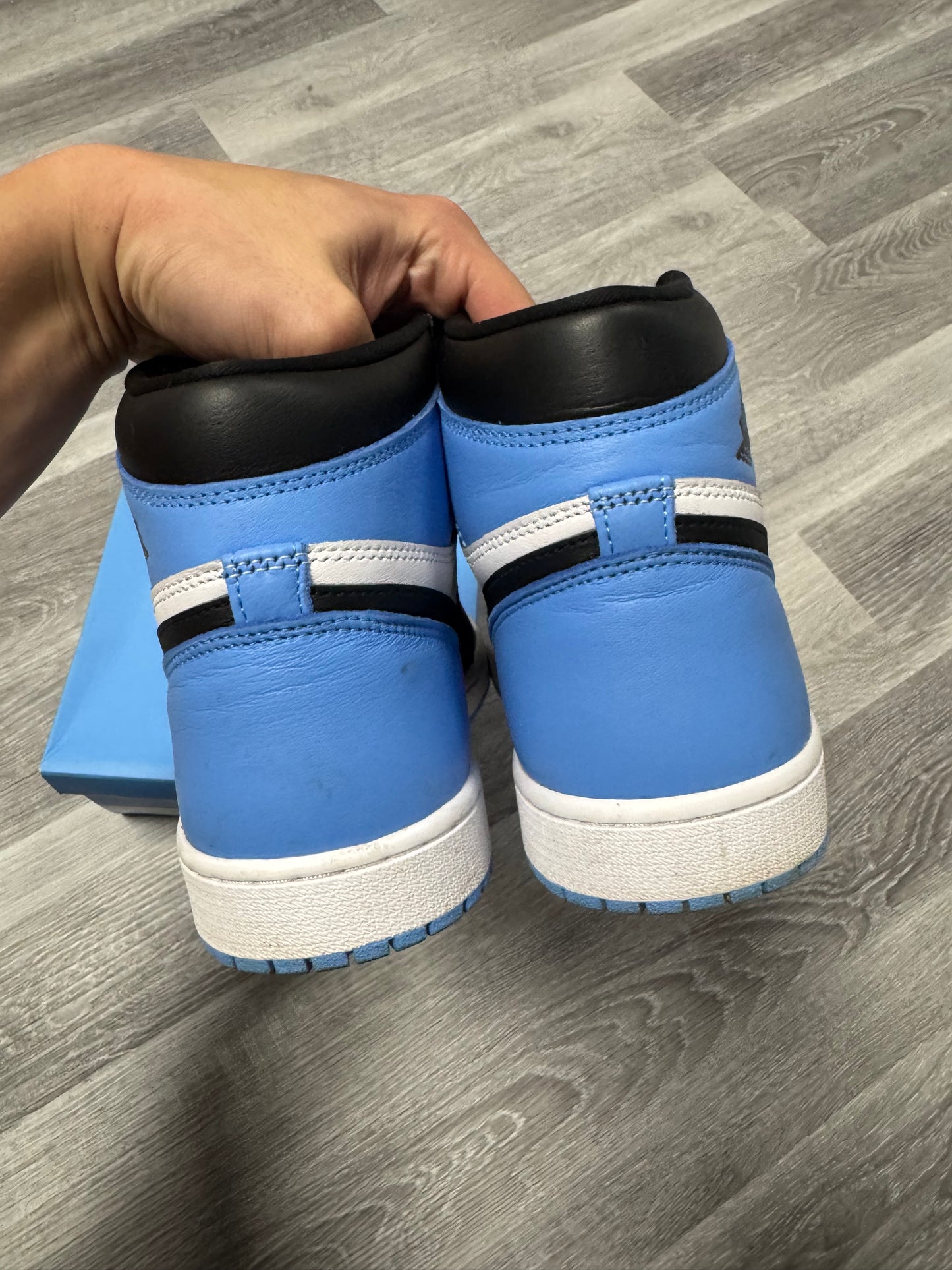 Jordan 1 UNC Toe / Preowned
