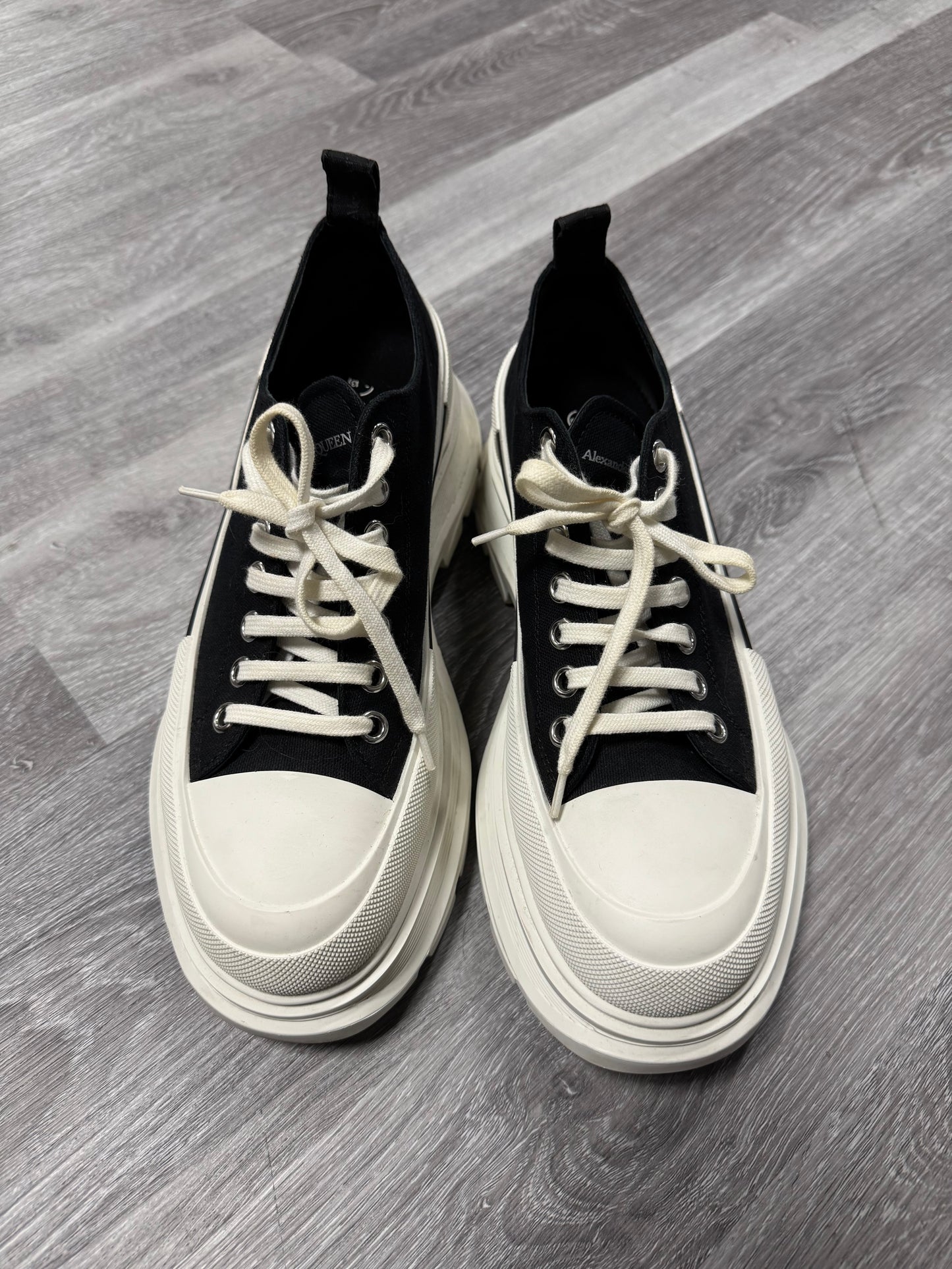 Alexander McQueen Tread Slick / Preowned