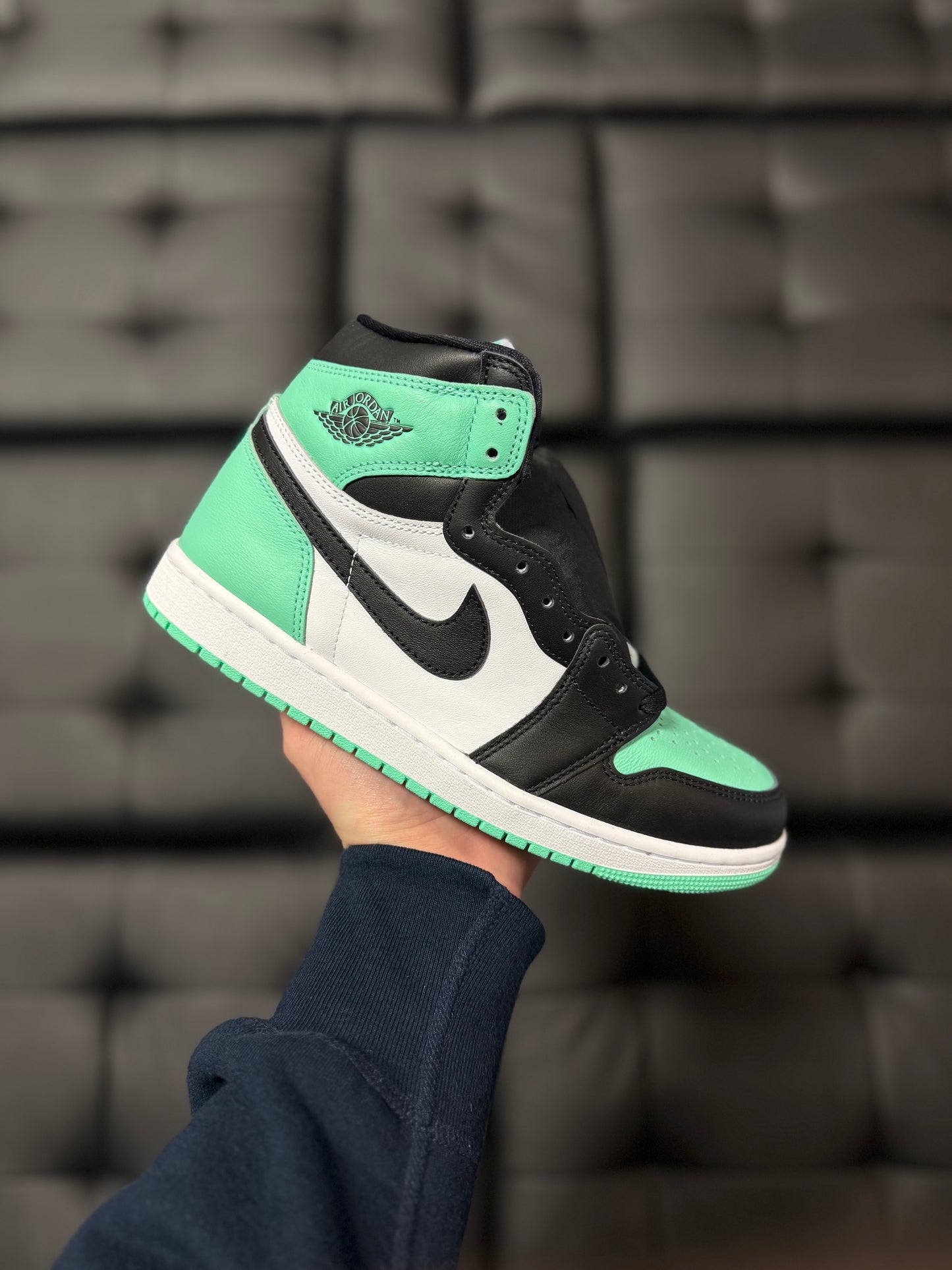 Jordan 1 Green Glow / Brand New