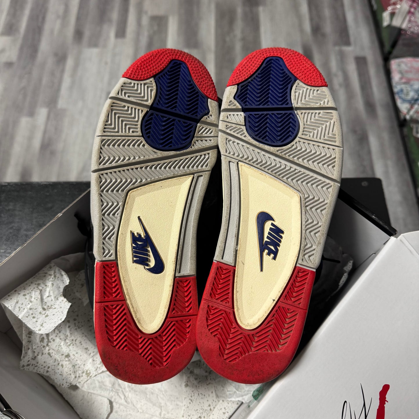 Jordan 4 Rare Air (White Lettering) / Preowned