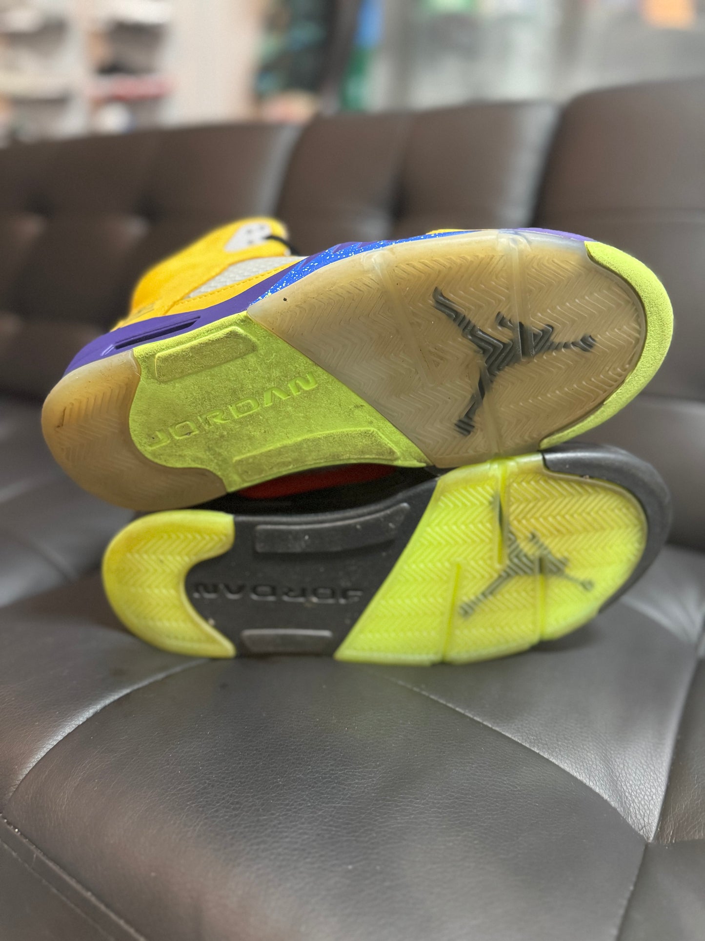 Jordan 5 What The / Preowned