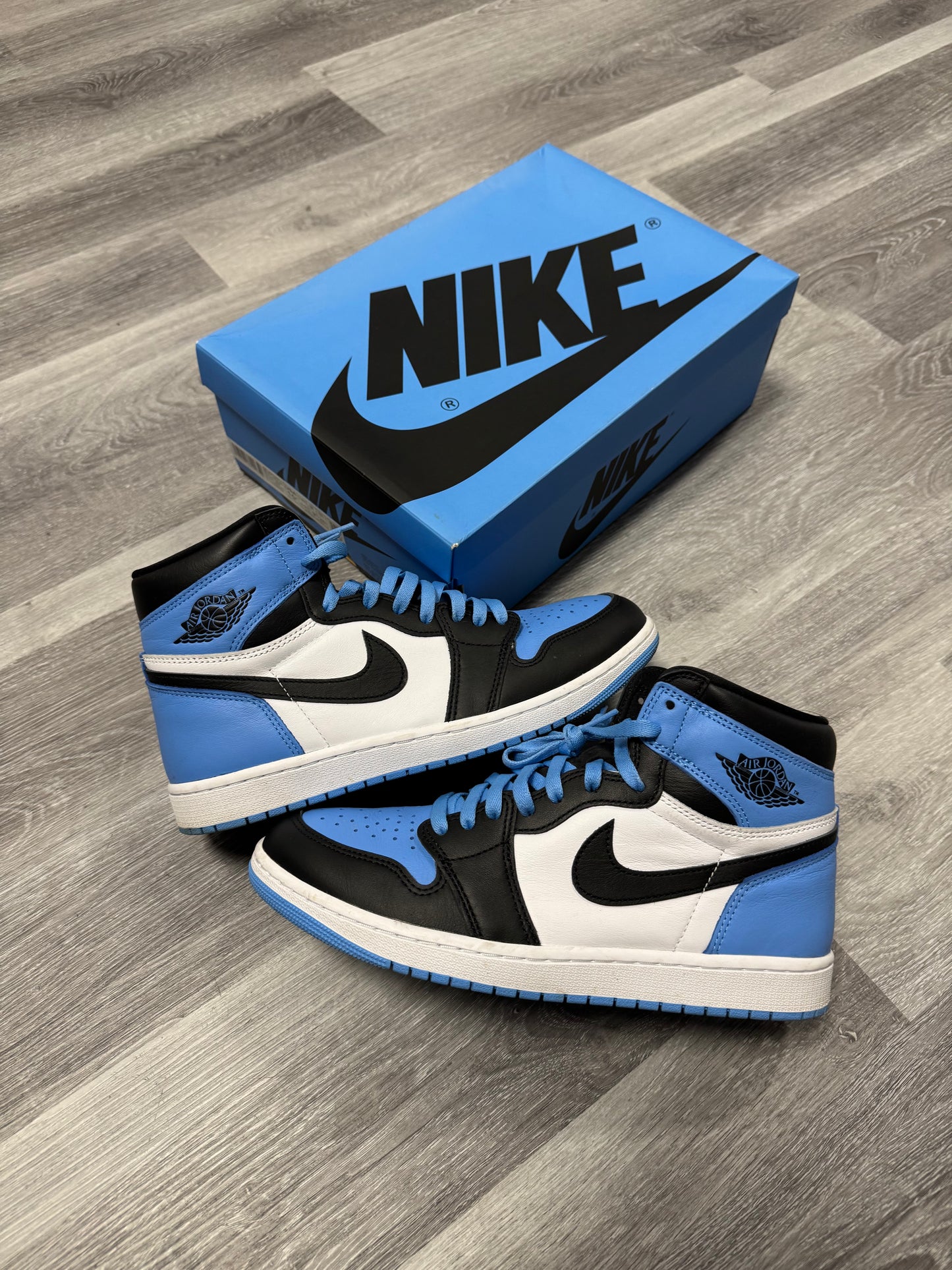 Jordan 1 UNC Toe / Preowned