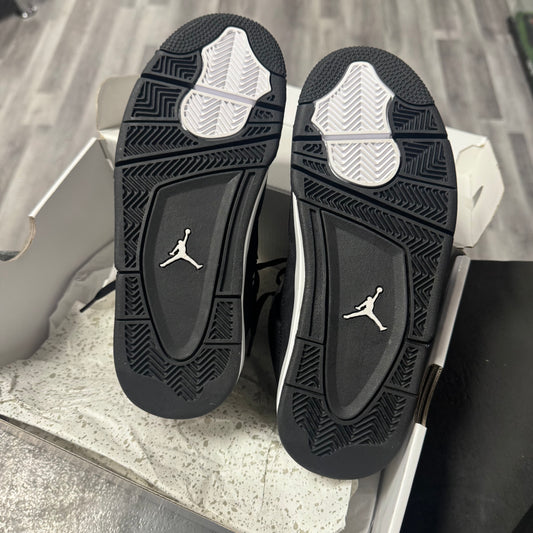 Jordan 4 White Thunder ⚡️ / Preowned