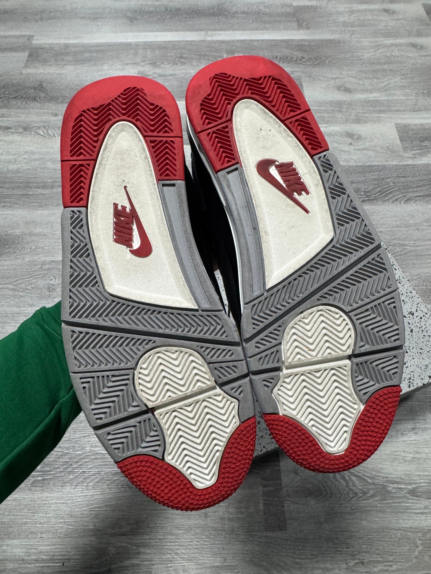 Jordan 4 Reimagined Bred 🍞 / Preowned