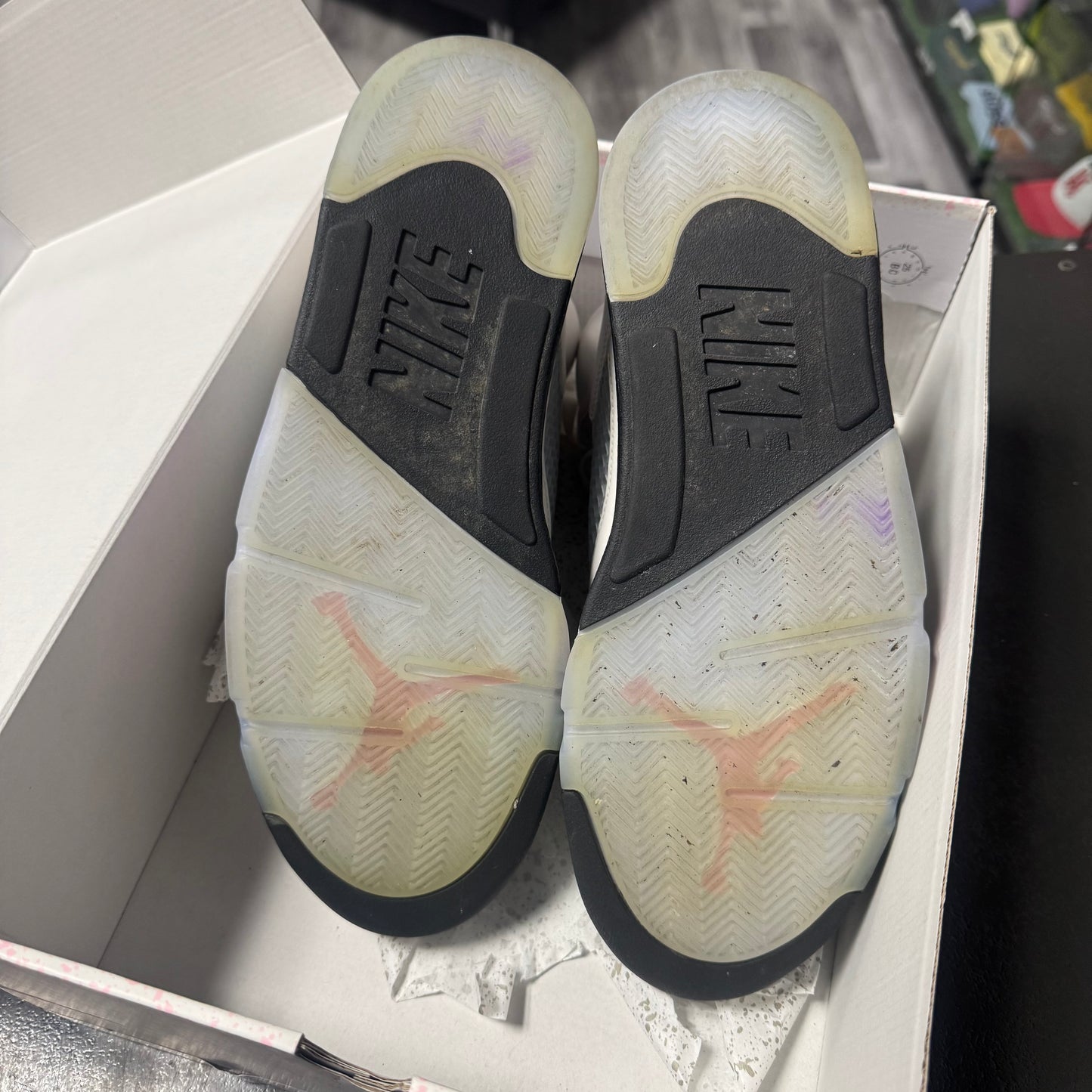 Jordan 5 Medium Soft Pink / Preowned