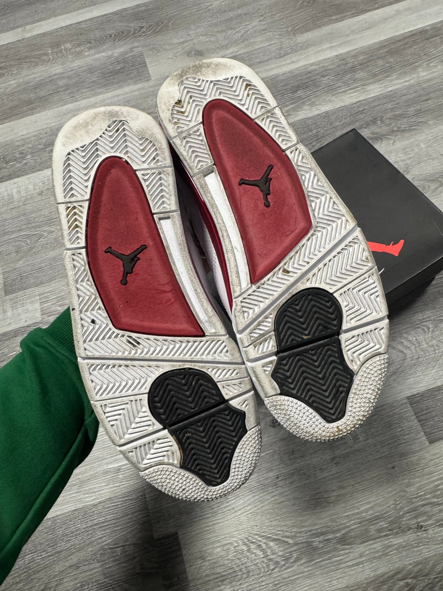 Jordan 4 Alternate 89 / Preowned