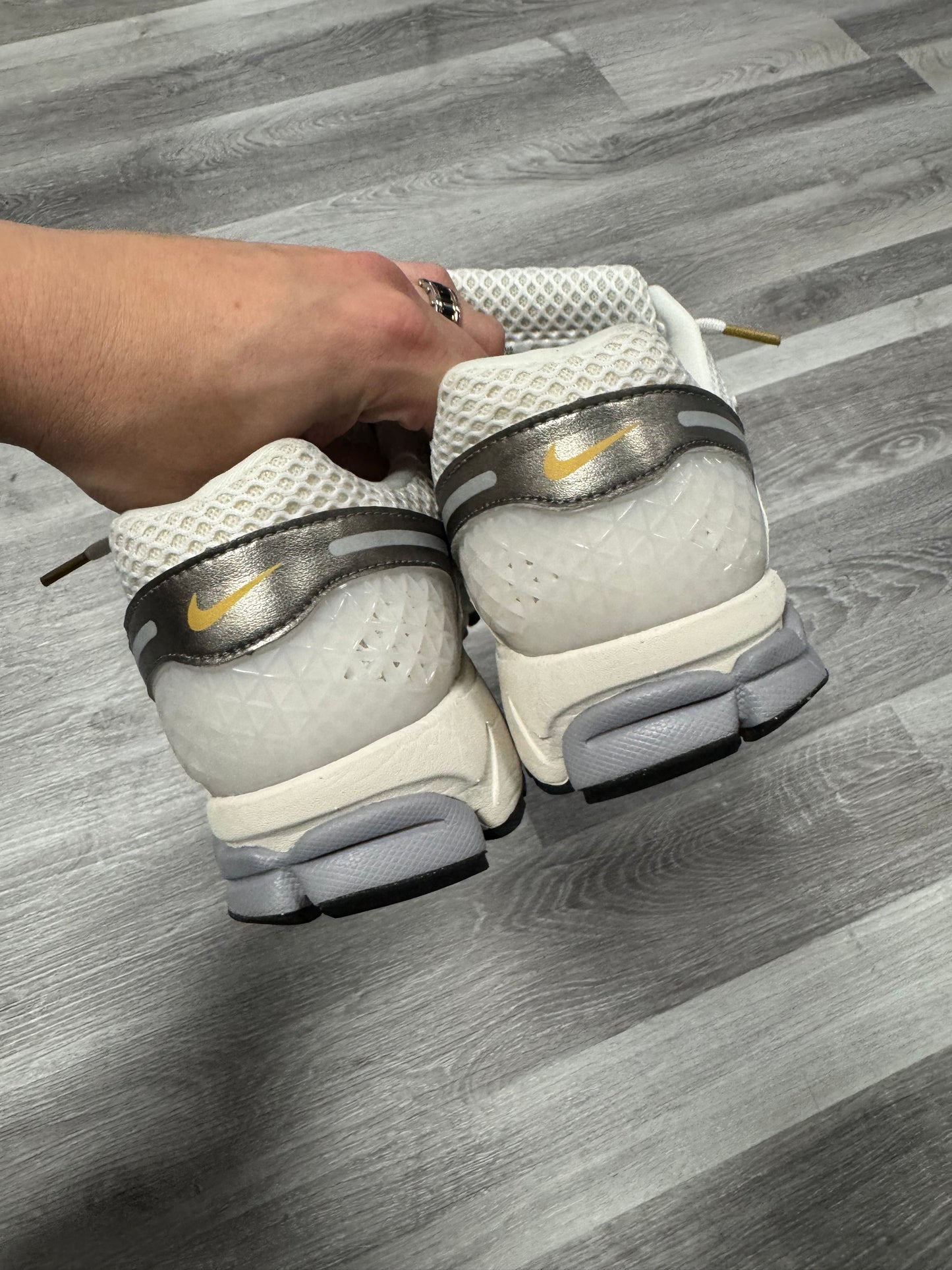 Nike Zoom Vomero 5 Metallic Pewter Gold / Preowned