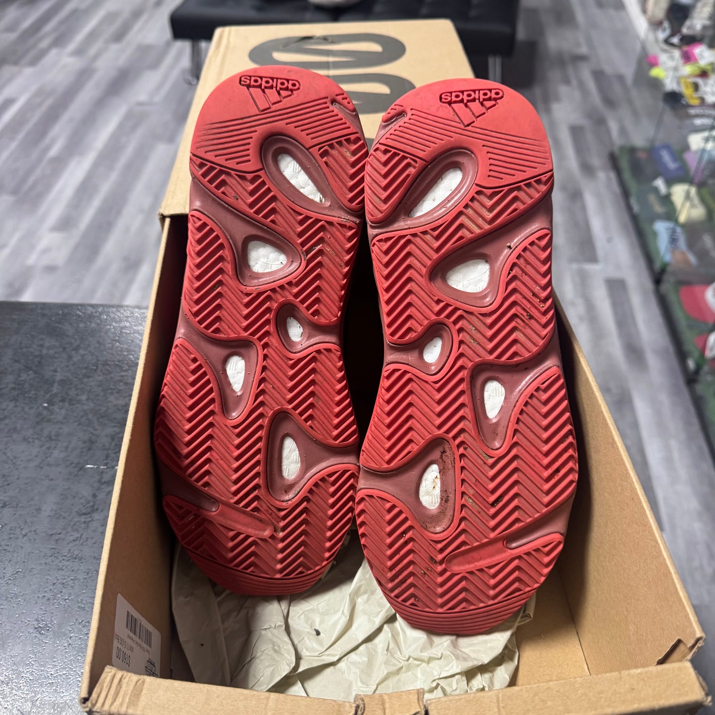 Yeezy 700 Hi Res Red / Preowned