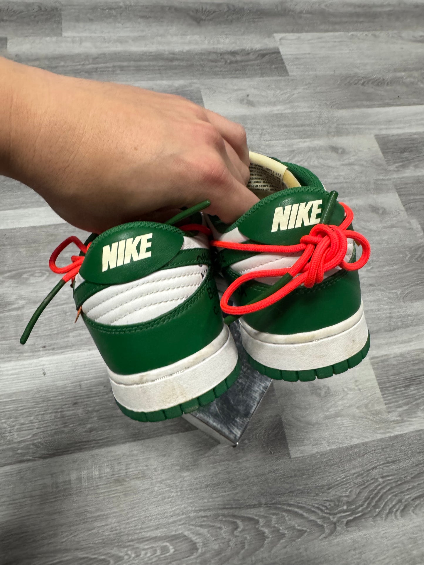 Dunk Low Off-White Pine Green / Preowned