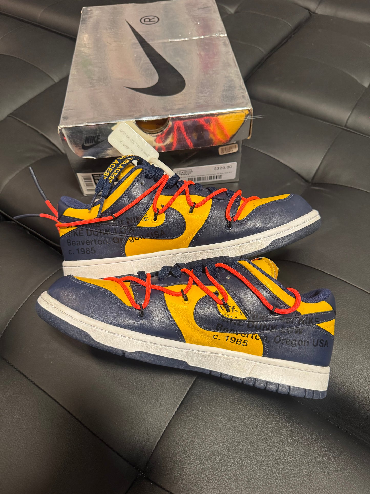 Dunk Low "Off-White" Michigan / Preowned