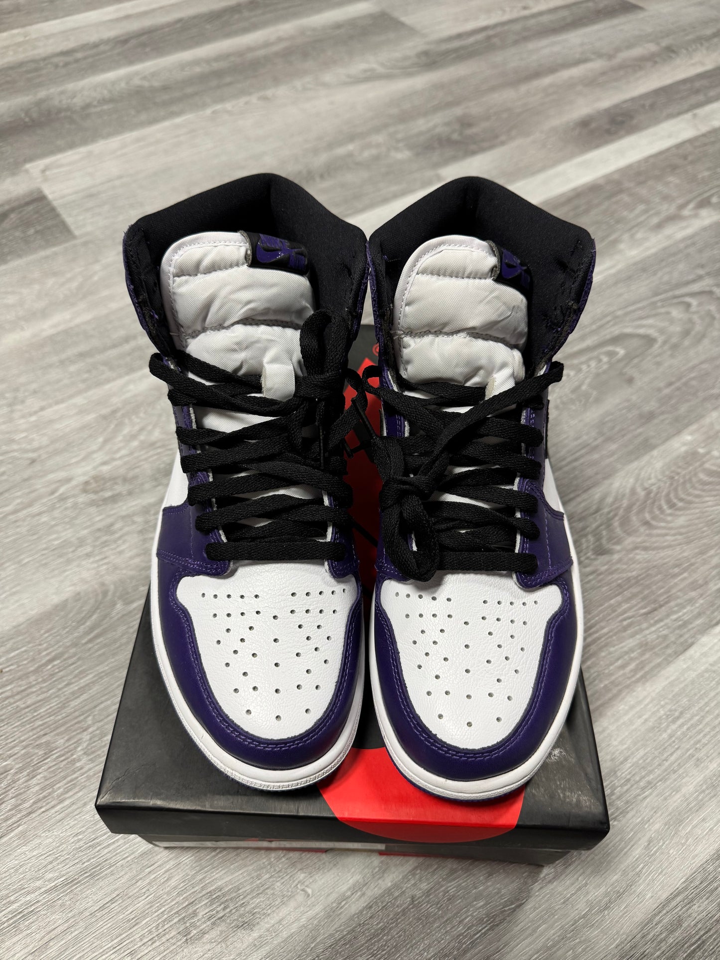 Jordan 1 Court Purple 2.0 / Preowned