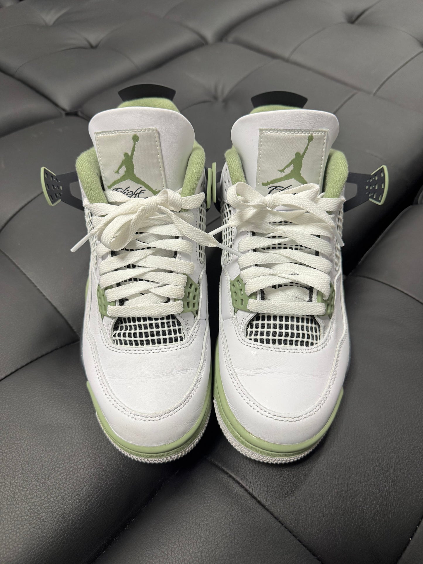 Jordan 4 Seafoam / Preowned