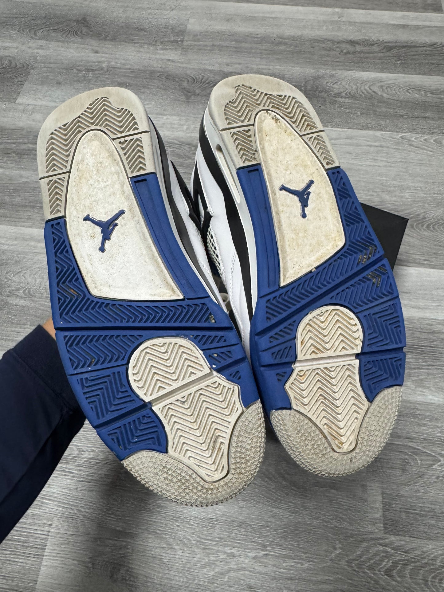 Jordan 4 Motorsport / Preowned