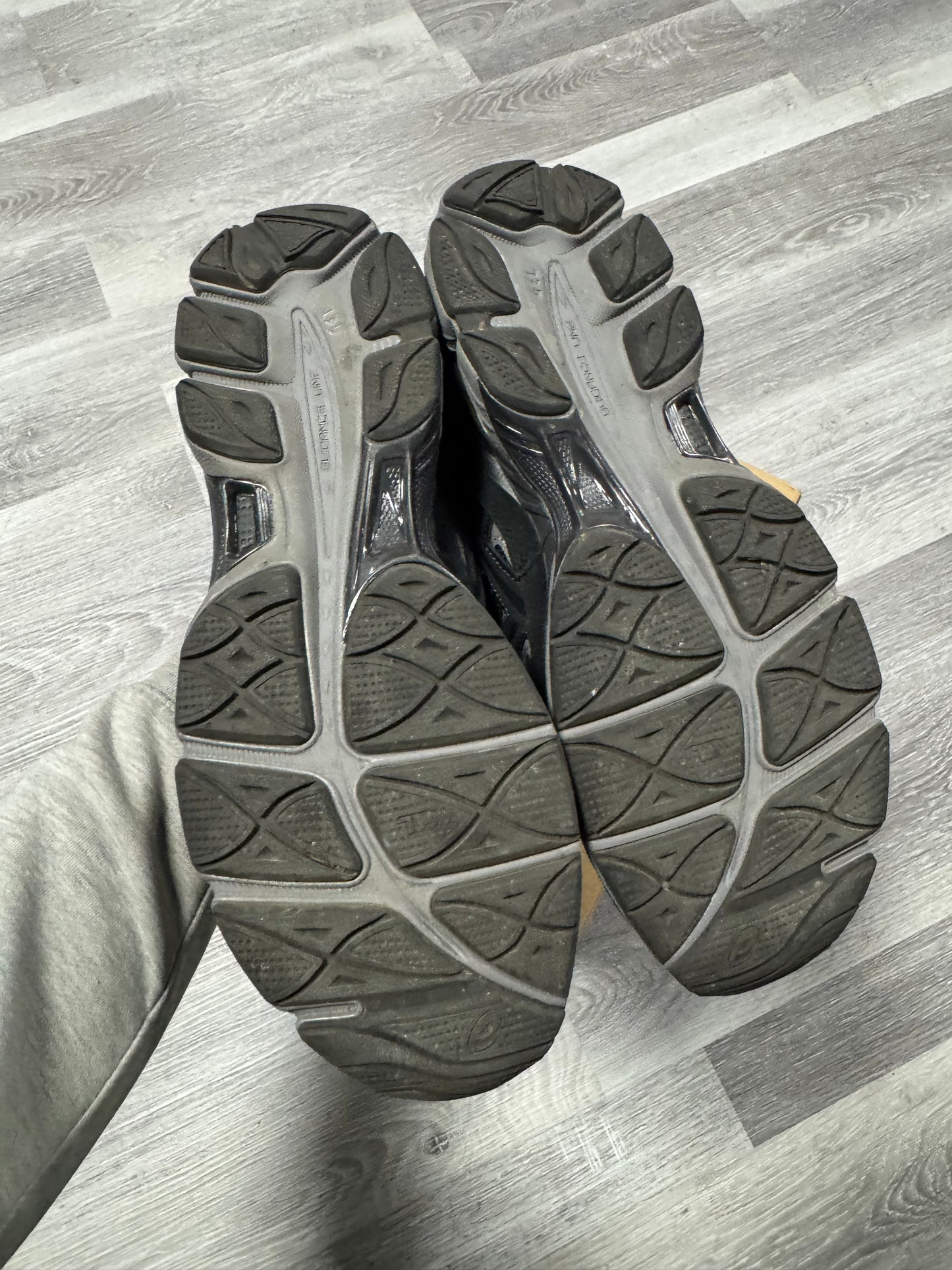 Asics Gel-NYC Black Graphite / Preowned