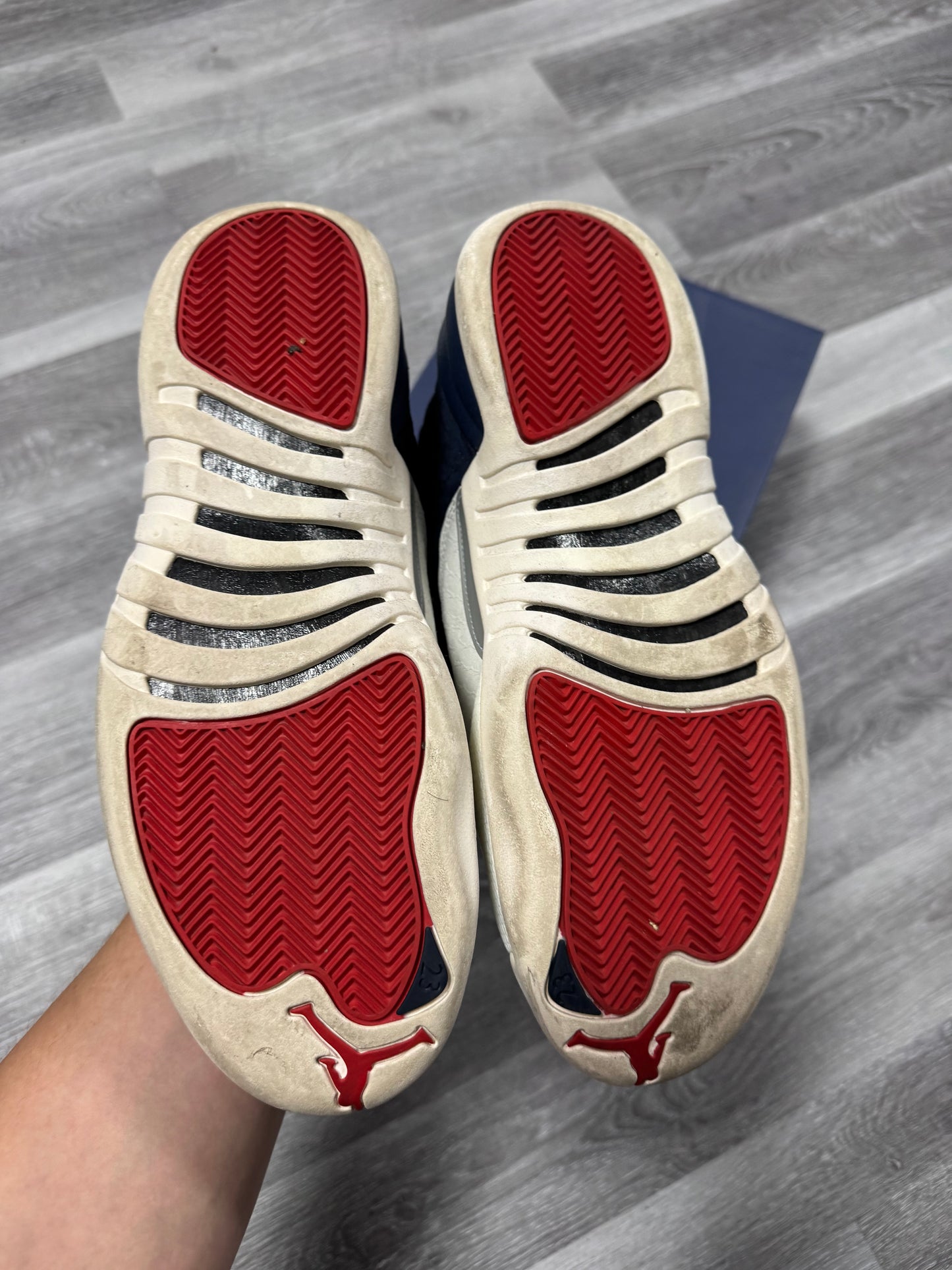 Jordan 12 International Flight / Preowned