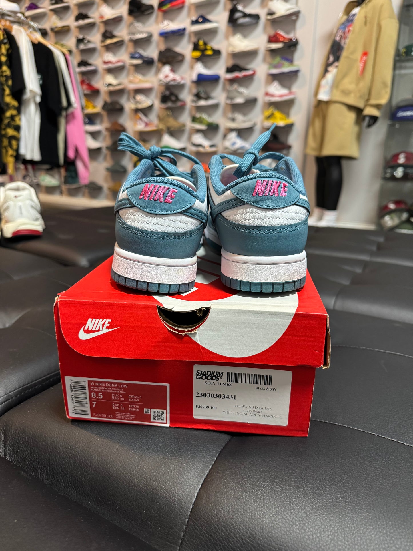 Dunk Low South Beach / Preowned