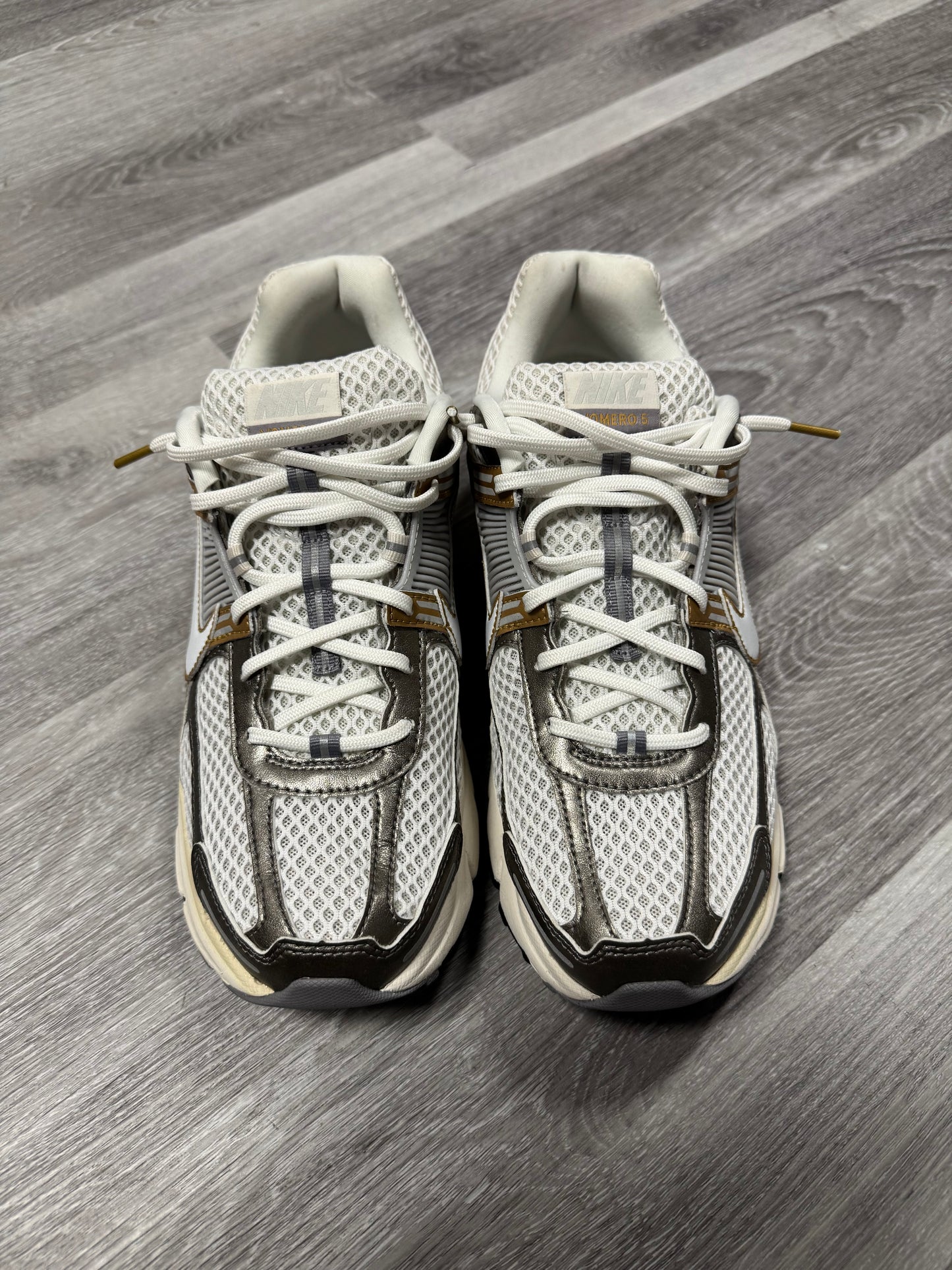 Nike Zoom Vomero 5 Metallic Pewter Gold / Preowned