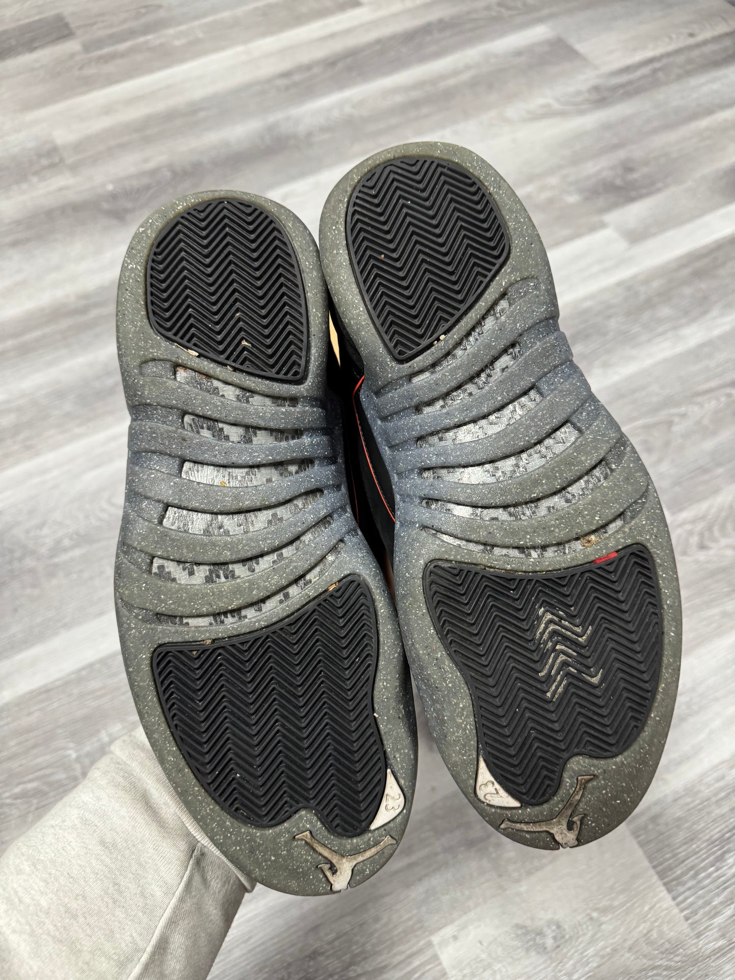 Jordan 12 Grind / Preowned