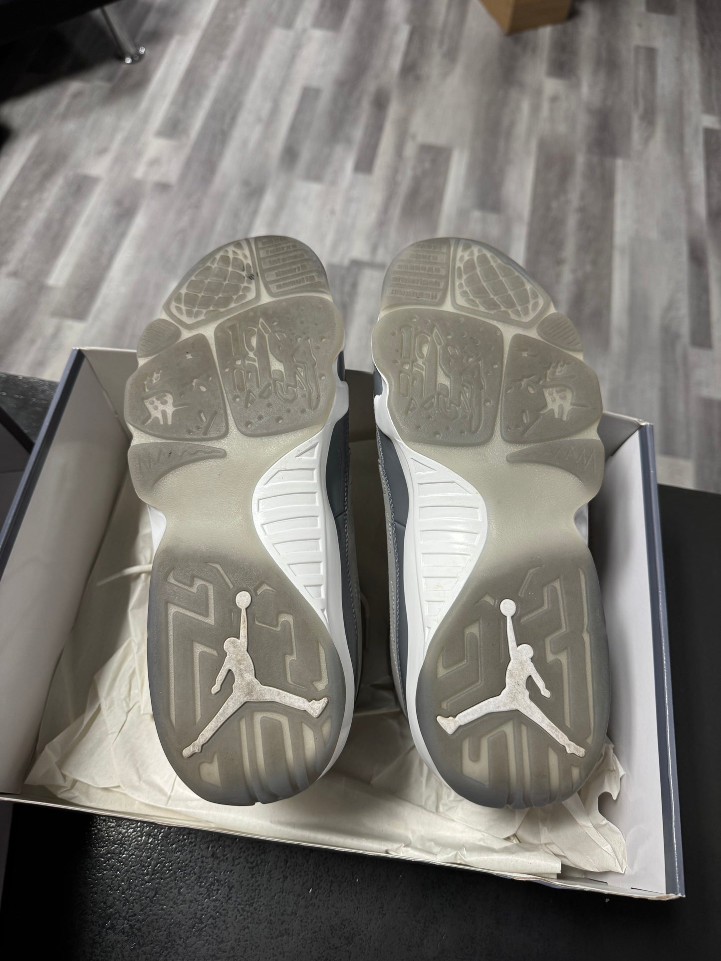 Jordan 9 Cool Grey / Preowned