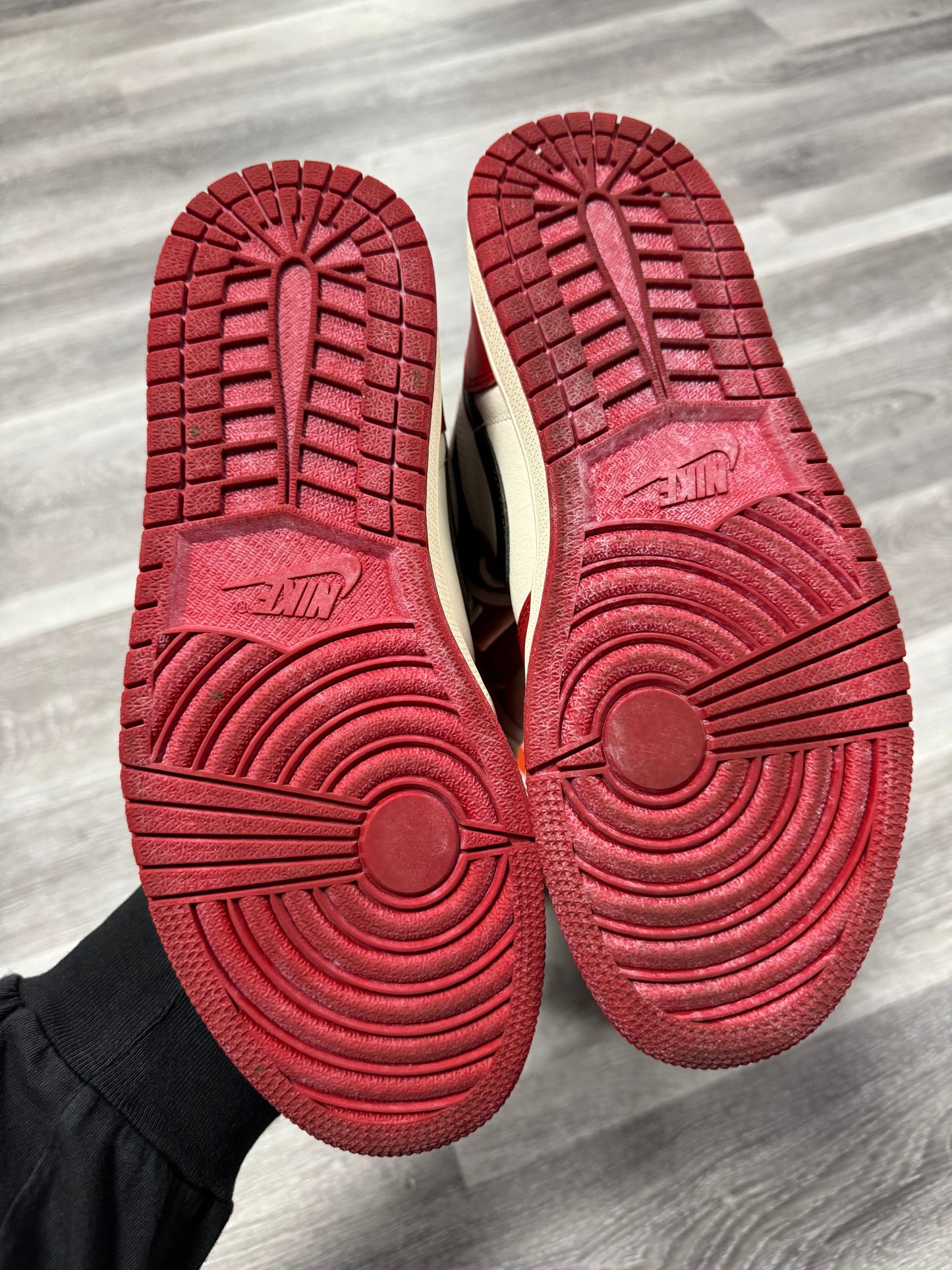 Jordan 1 Lost and Found / Preowned