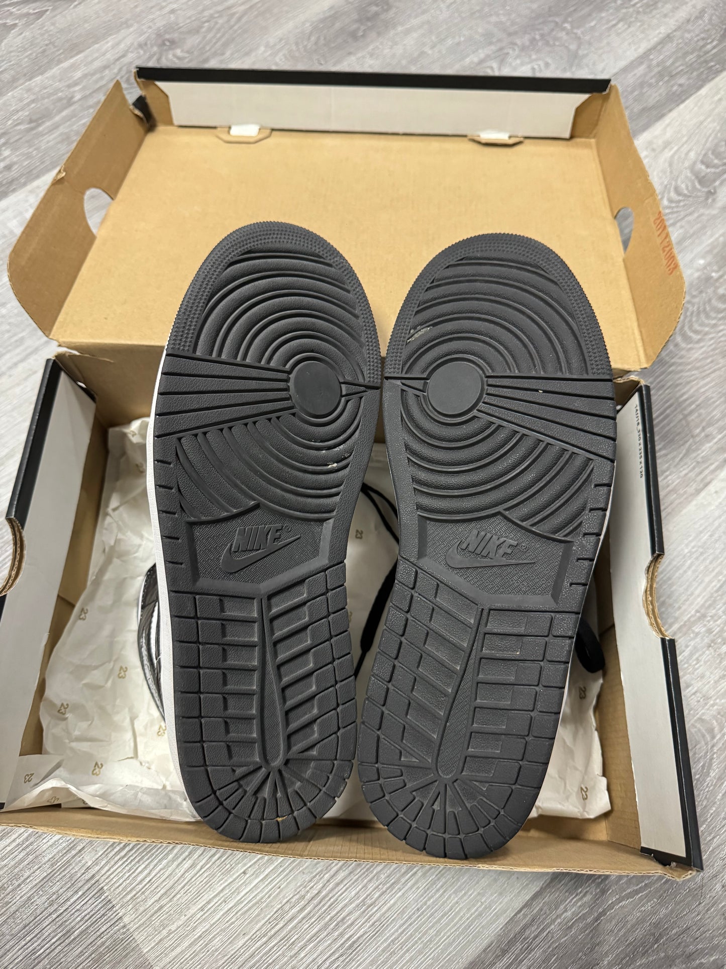 Jordan 1 Mid Carbon Fiber All Star / Preowned