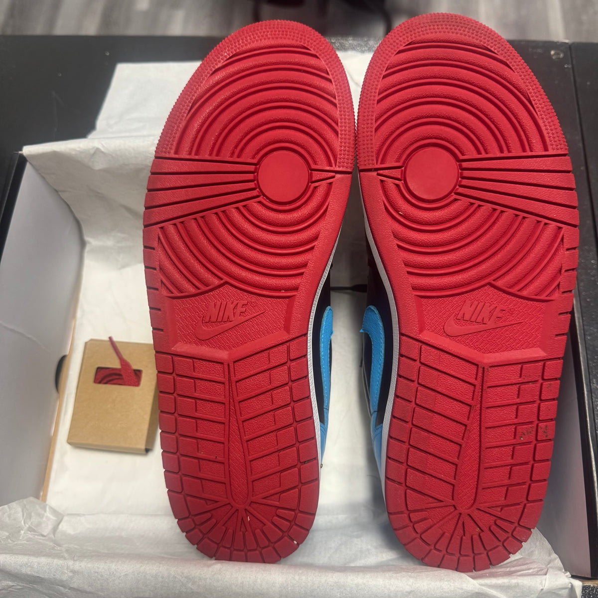 Jordan 1 Low NC to Chi / Preowned