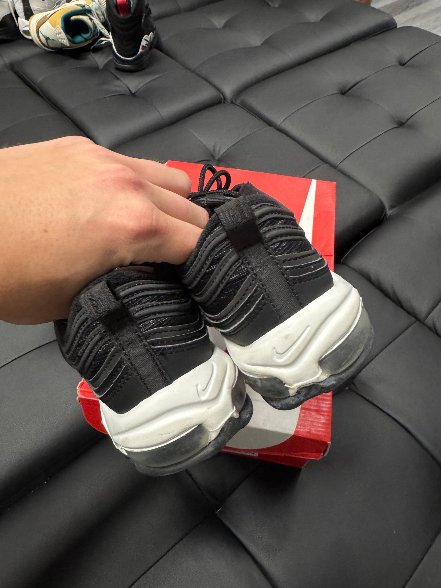 Air Max 97 Black White / Preowned