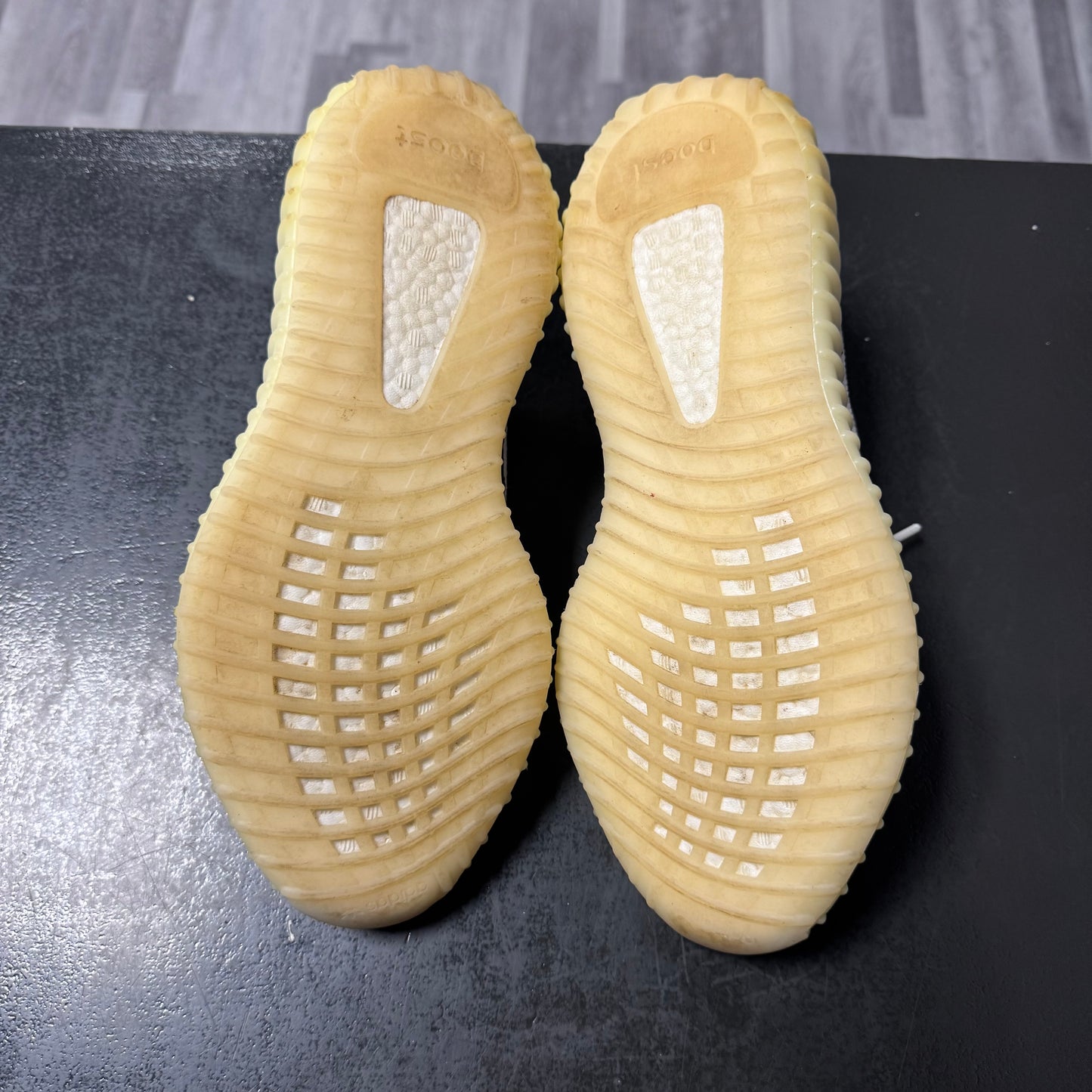 Yeezy 350 Zebra / Preowned