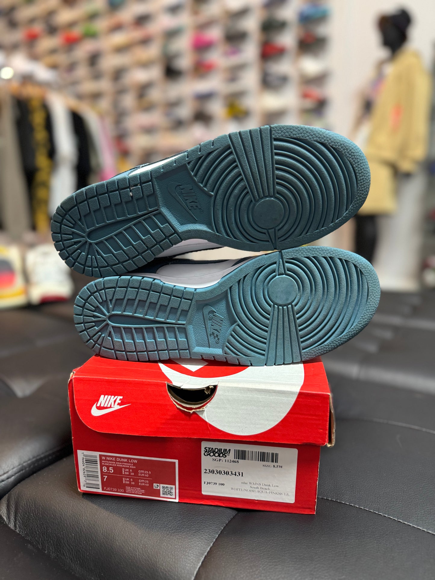 Dunk Low South Beach / Preowned