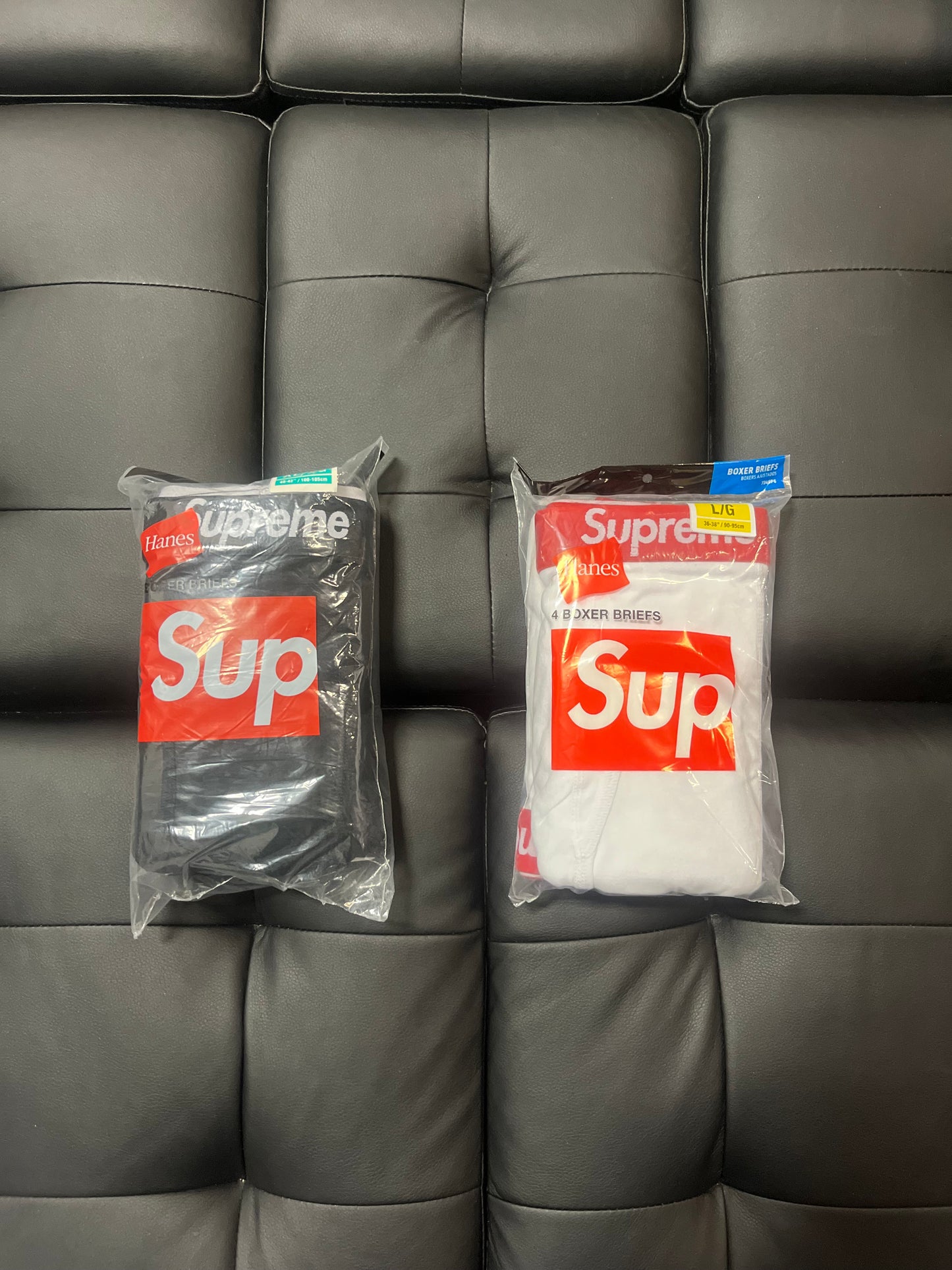 Supreme Hanes Boxers (4 Pack)