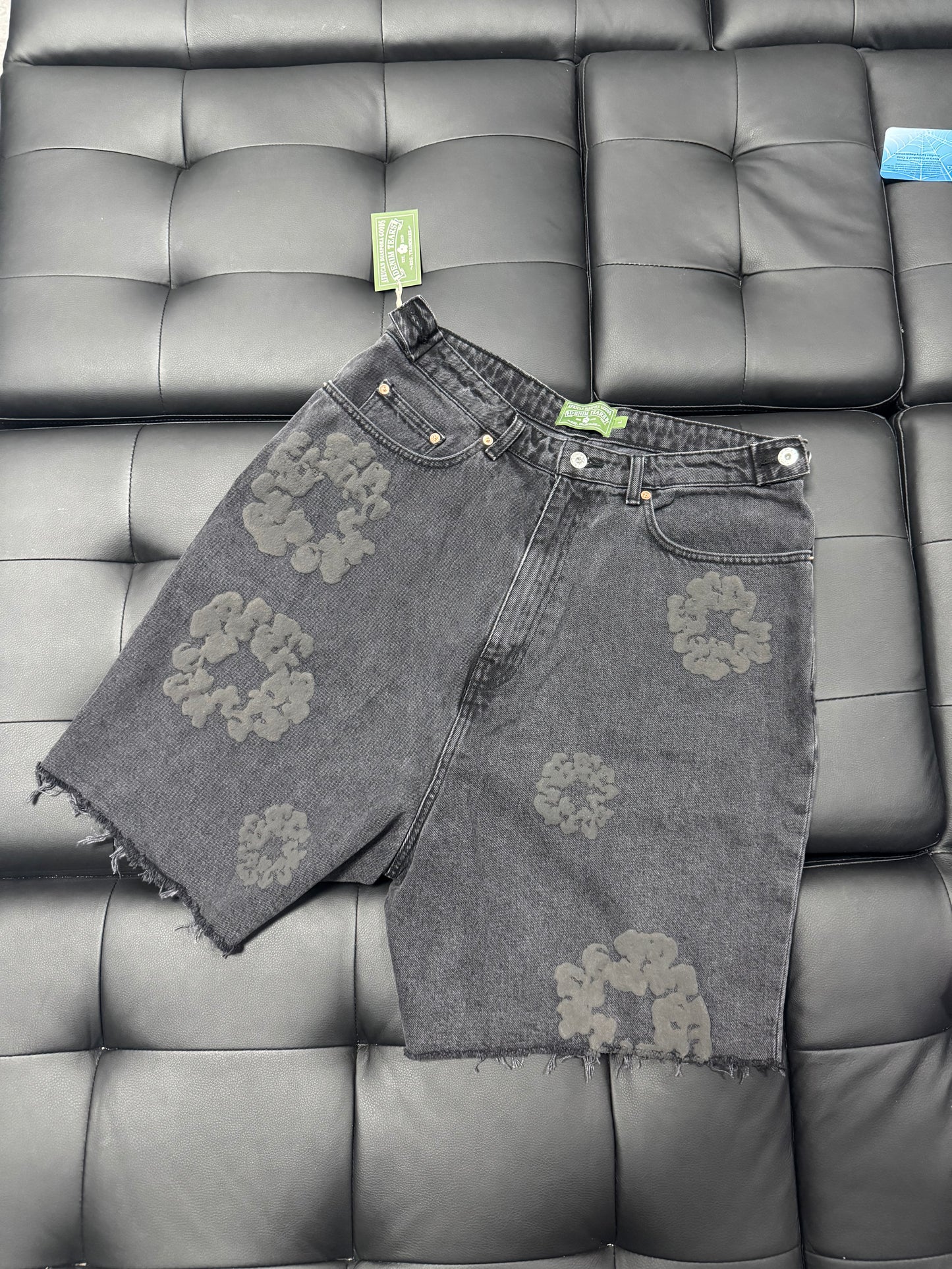 Denim Tears Laser Wreath Denim Shorts (Black)