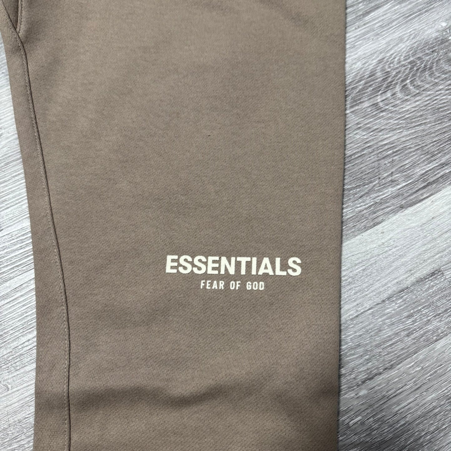 Essentials Fear of God Sweatpants (Desert Taupe)