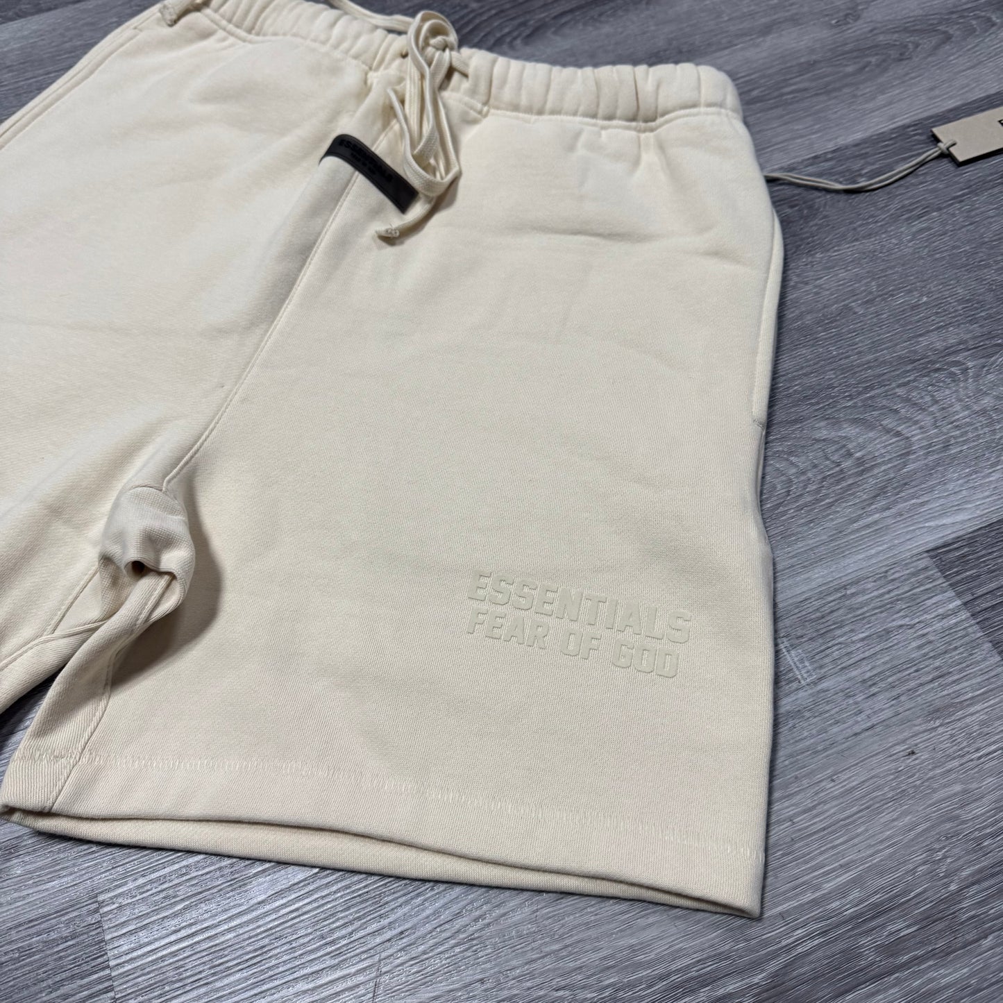 Essentials Fear of God Shorts (Shell)