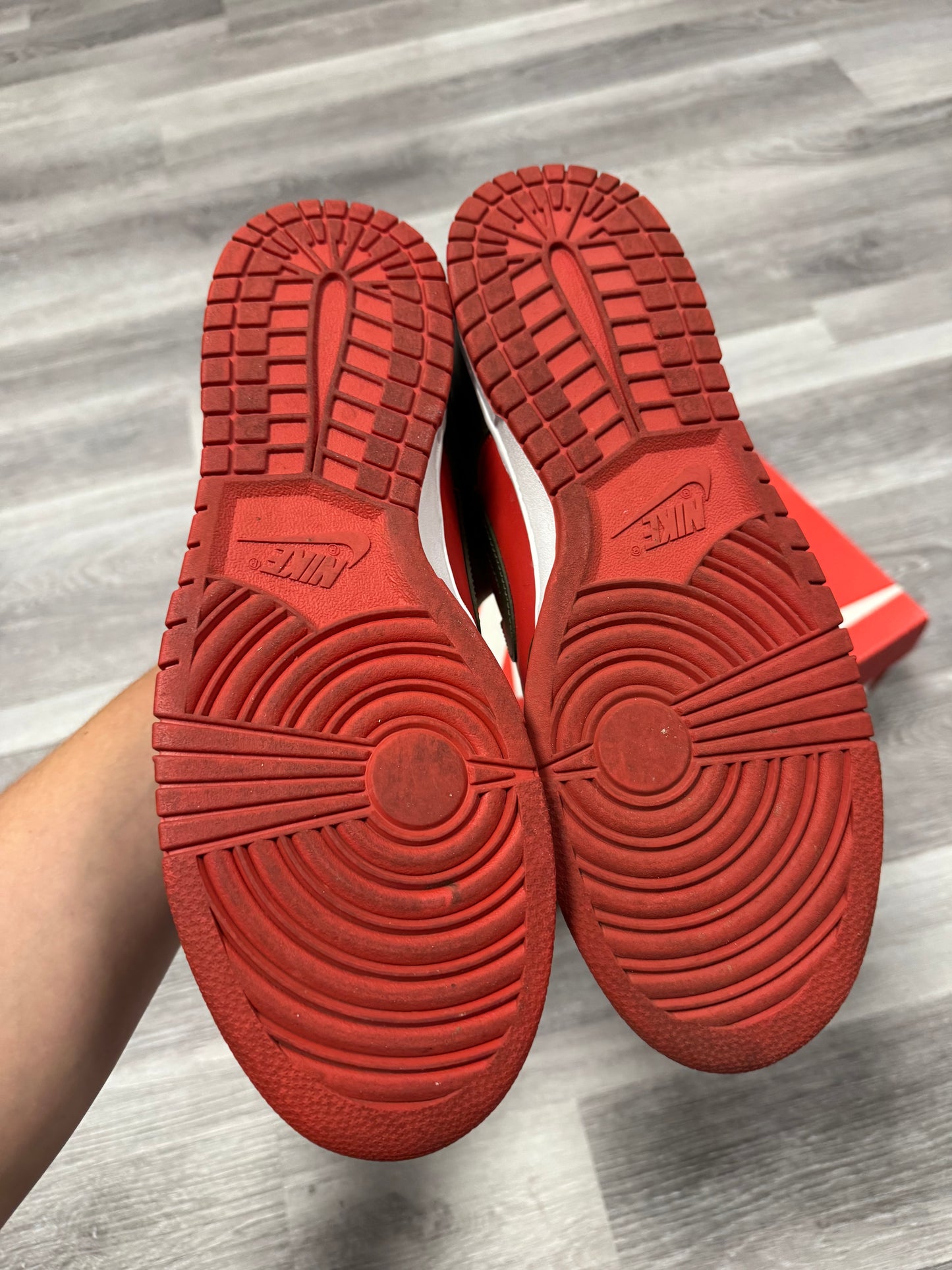 Dunk Low Mystic Red Cargo Khaki / Preowned