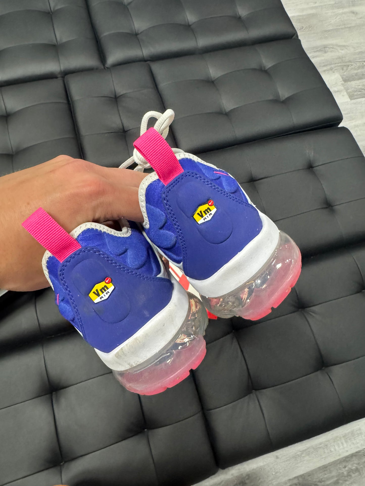 Air Vapormax Plus Pink Blast / Preowned