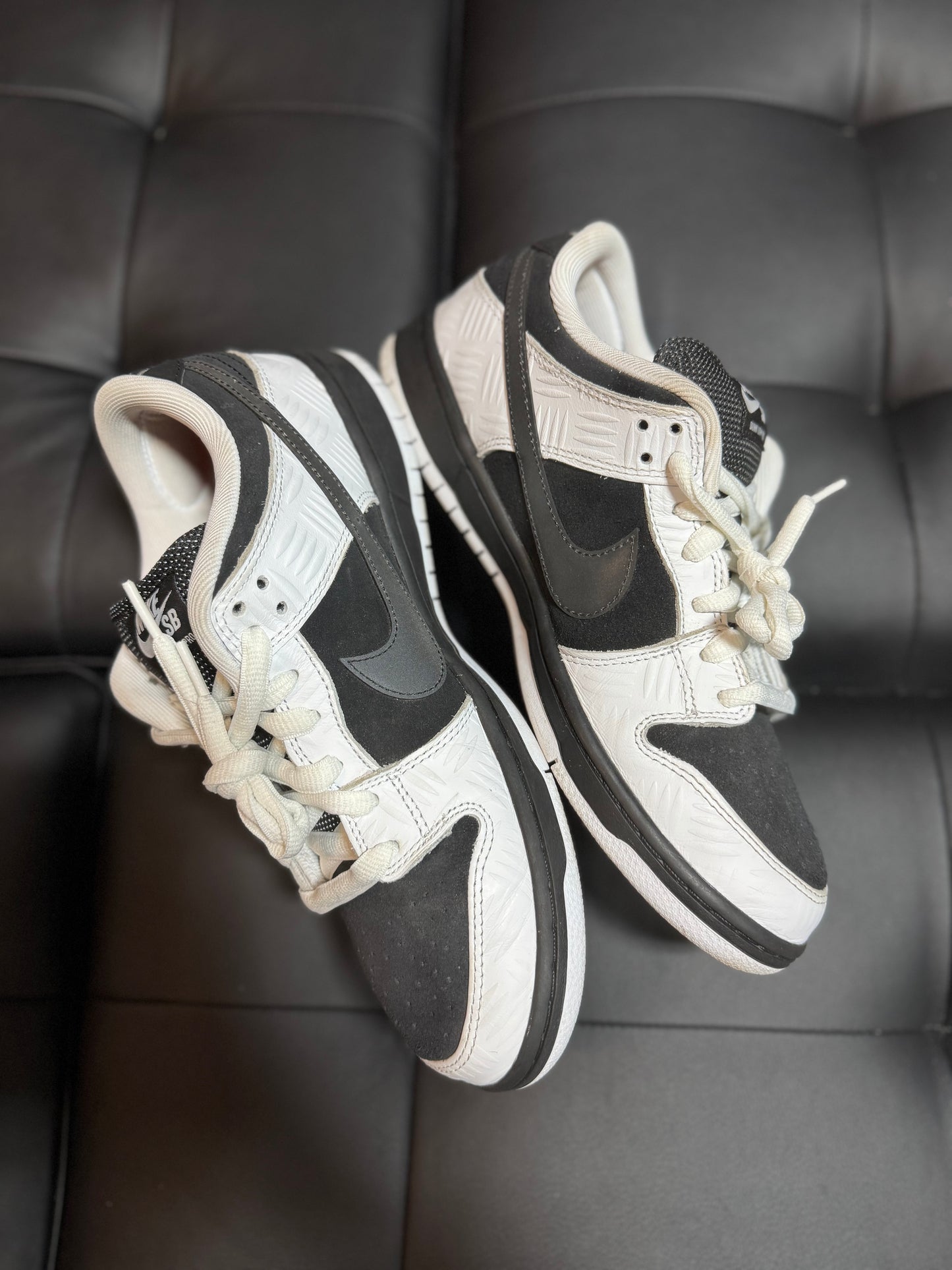 Dunk Low SB Tightbooth / Preowned