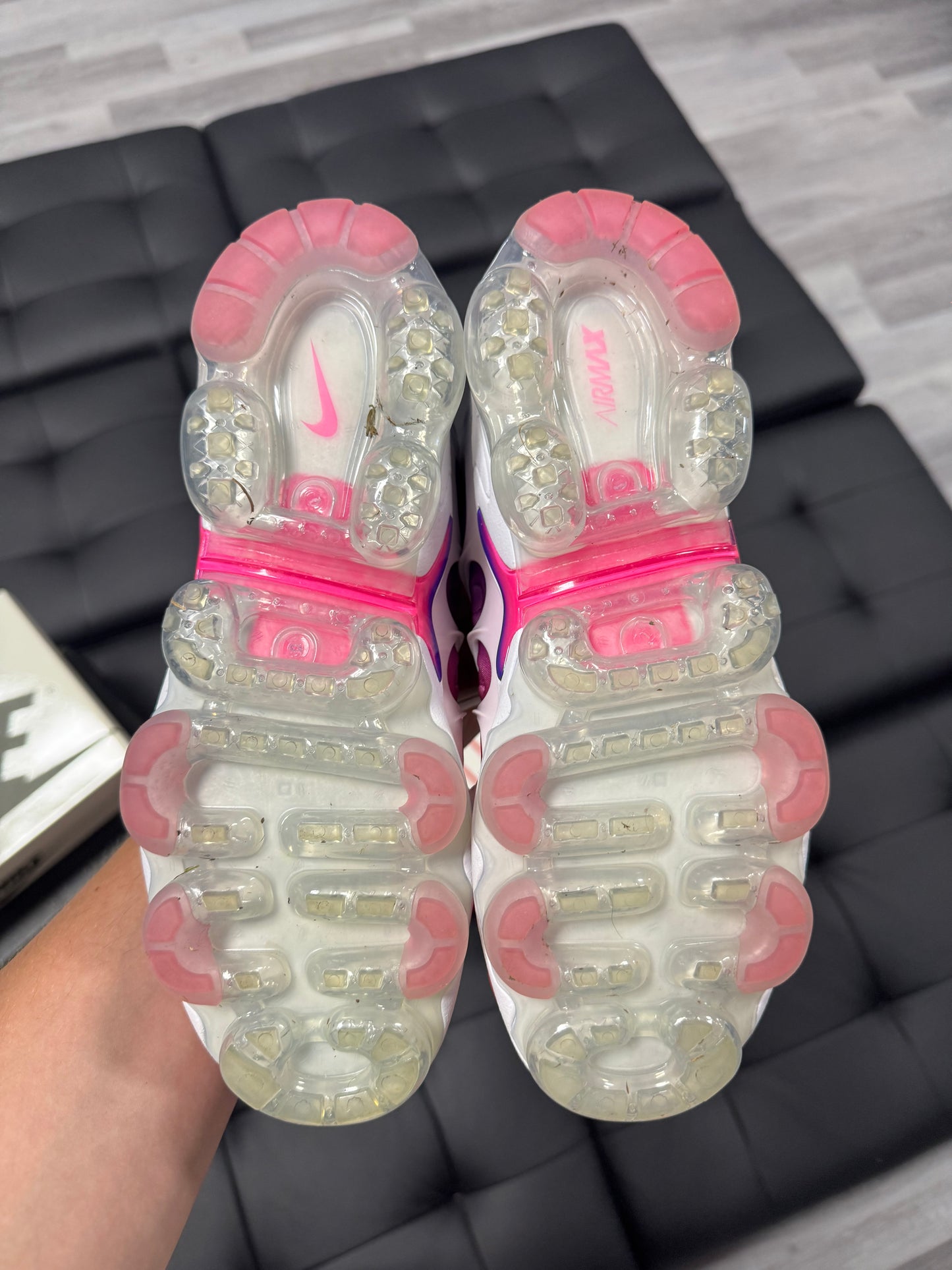 Air Vapormax Plus Pink Blast / Preowned