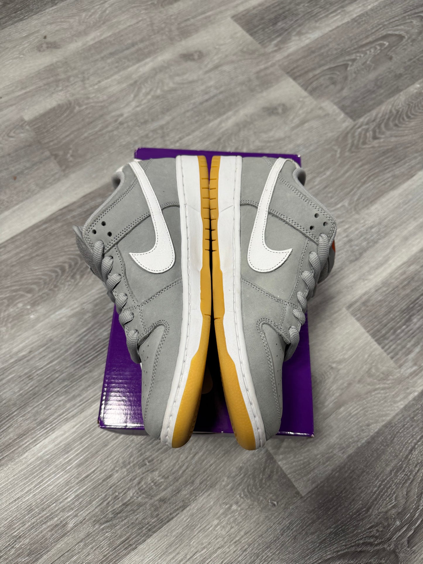 Dunk Low SB Wolf Grey Gum / Preowned