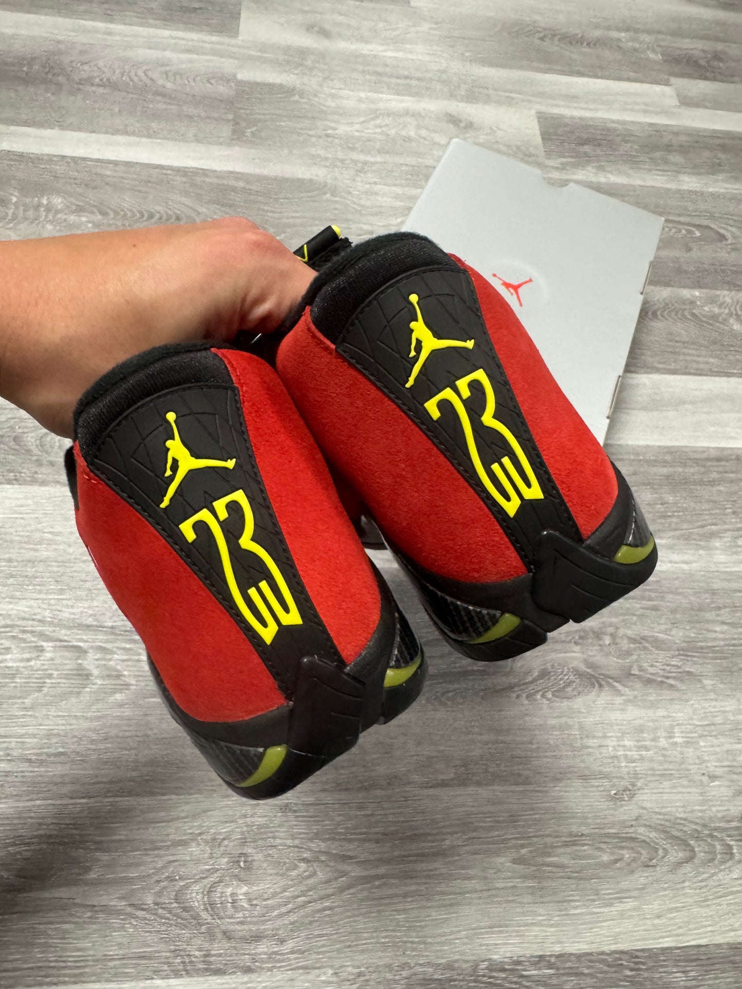 Jordan 14 Ferrari / Preowned