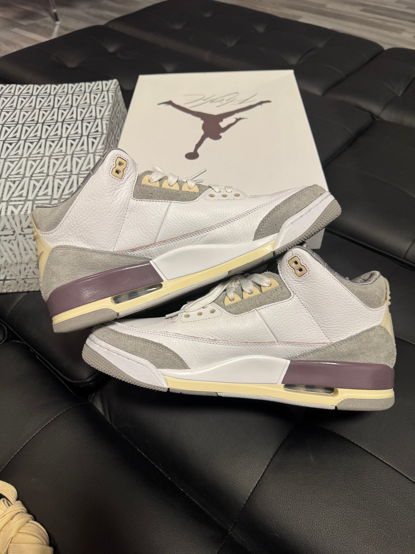 Jordan 3 A Ma Maniére / Preowned