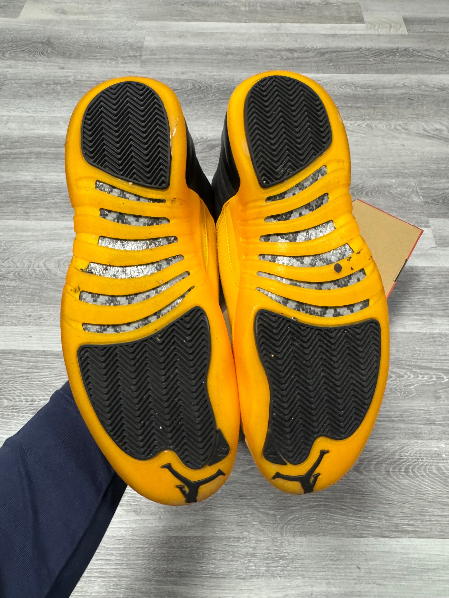 Jordan 12 University Gold / Preowned