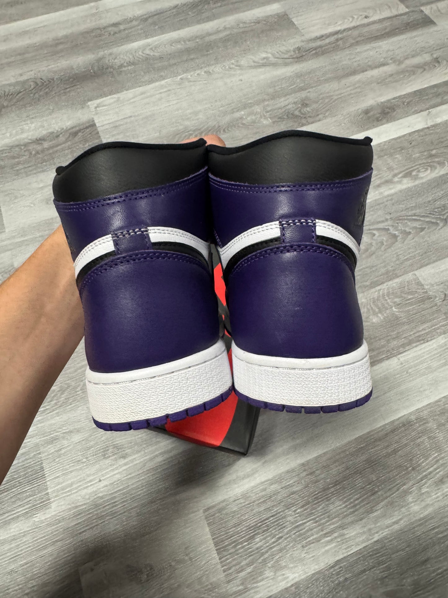 Jordan 1 Court Purple 2.0 / Preowned