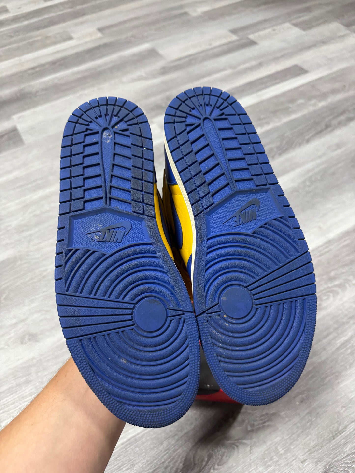 Jordan 1 Laney / Preowned