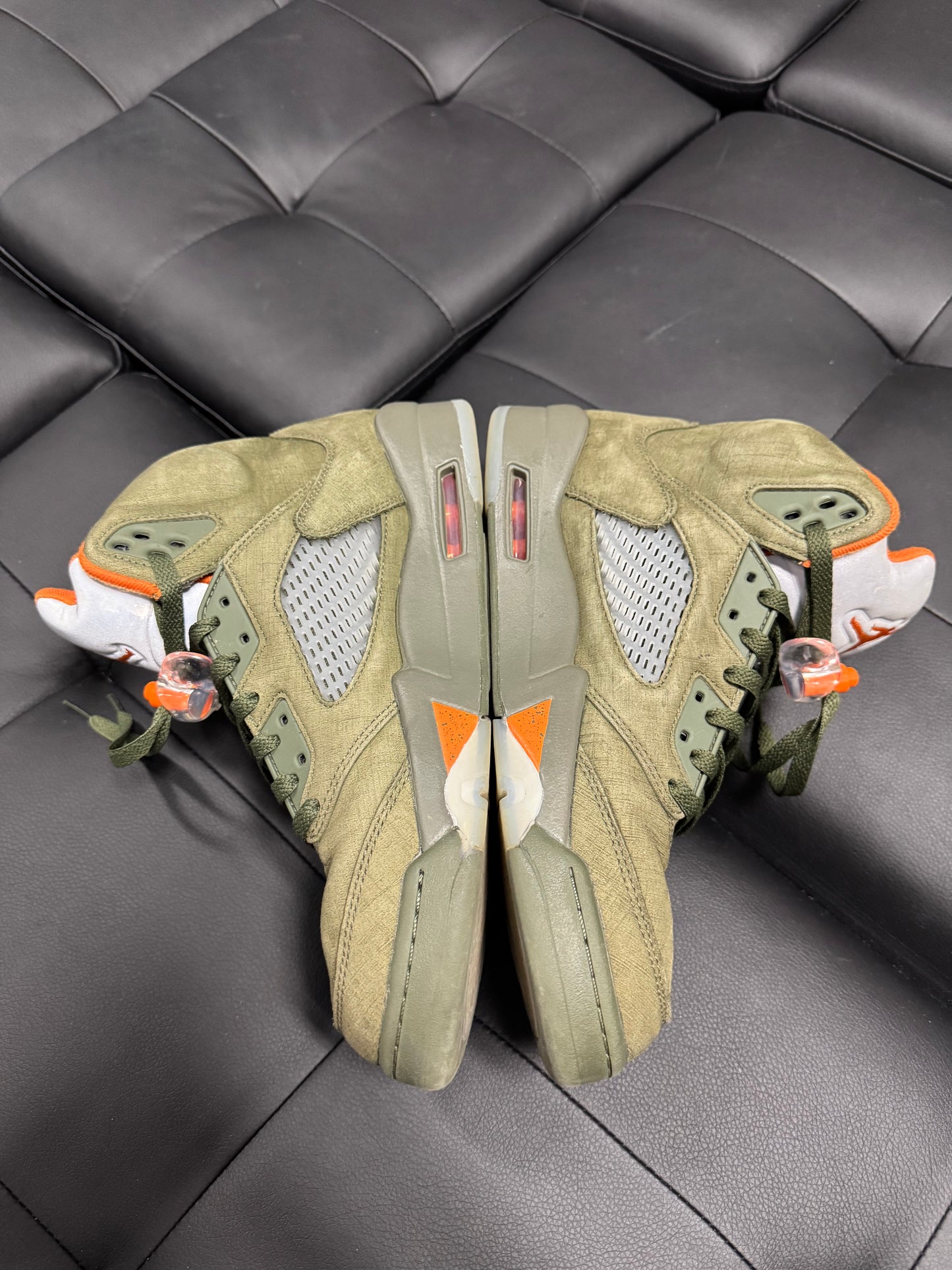 Jordan 5 Olive / Preowned