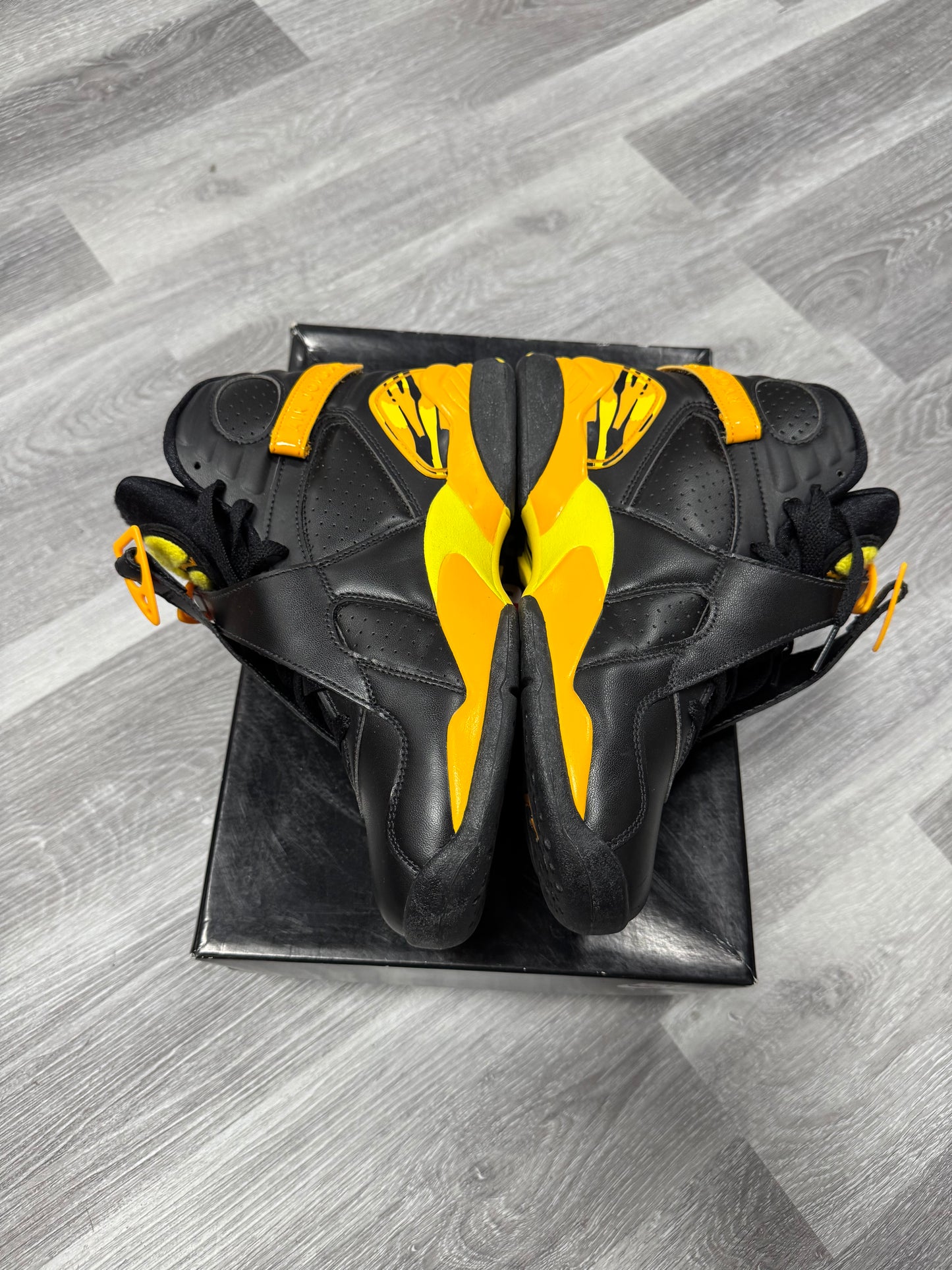 Jordan 8 Taxi / Preowned