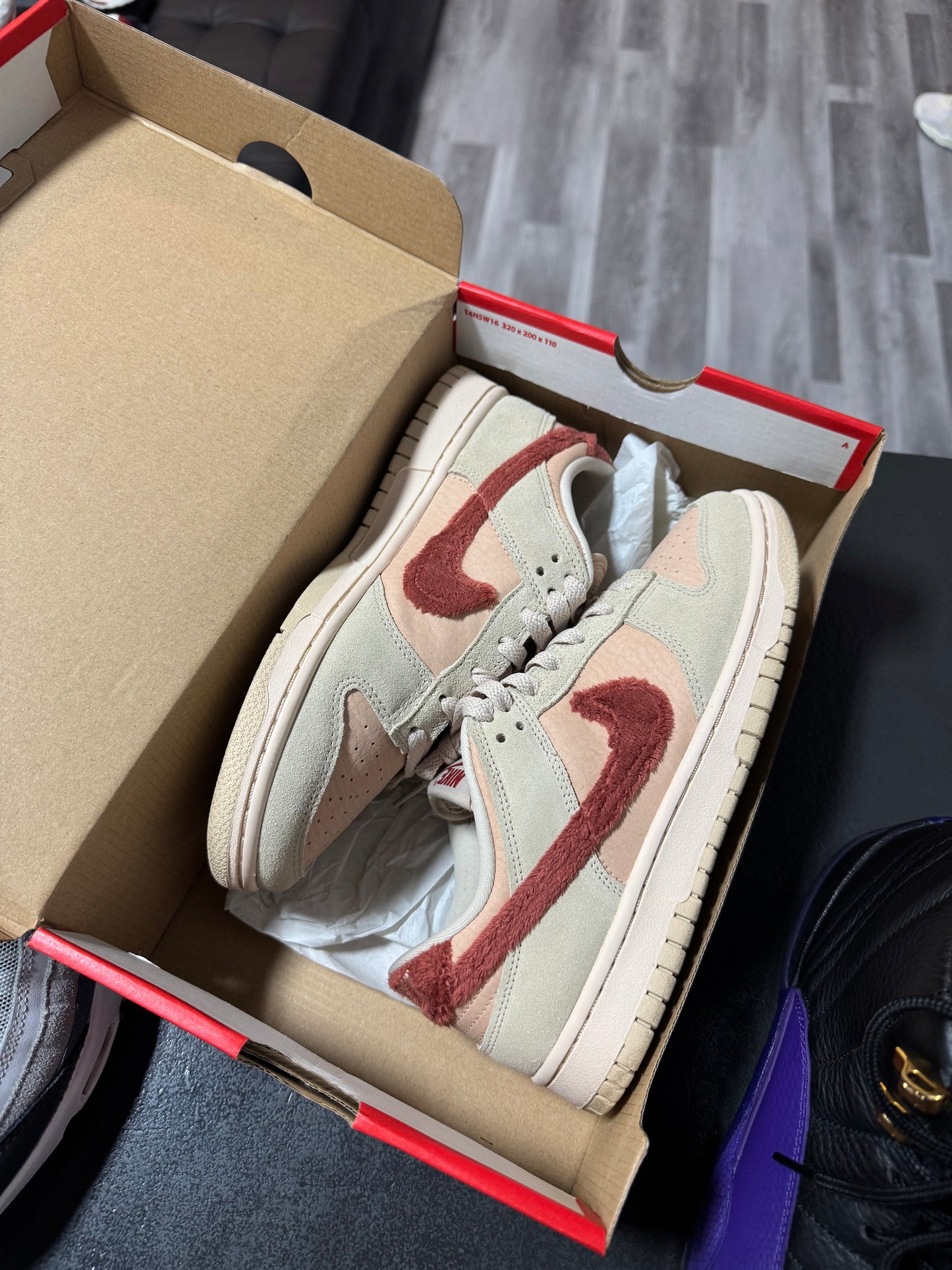 Dunk Low Terry Swoosh / Preowned