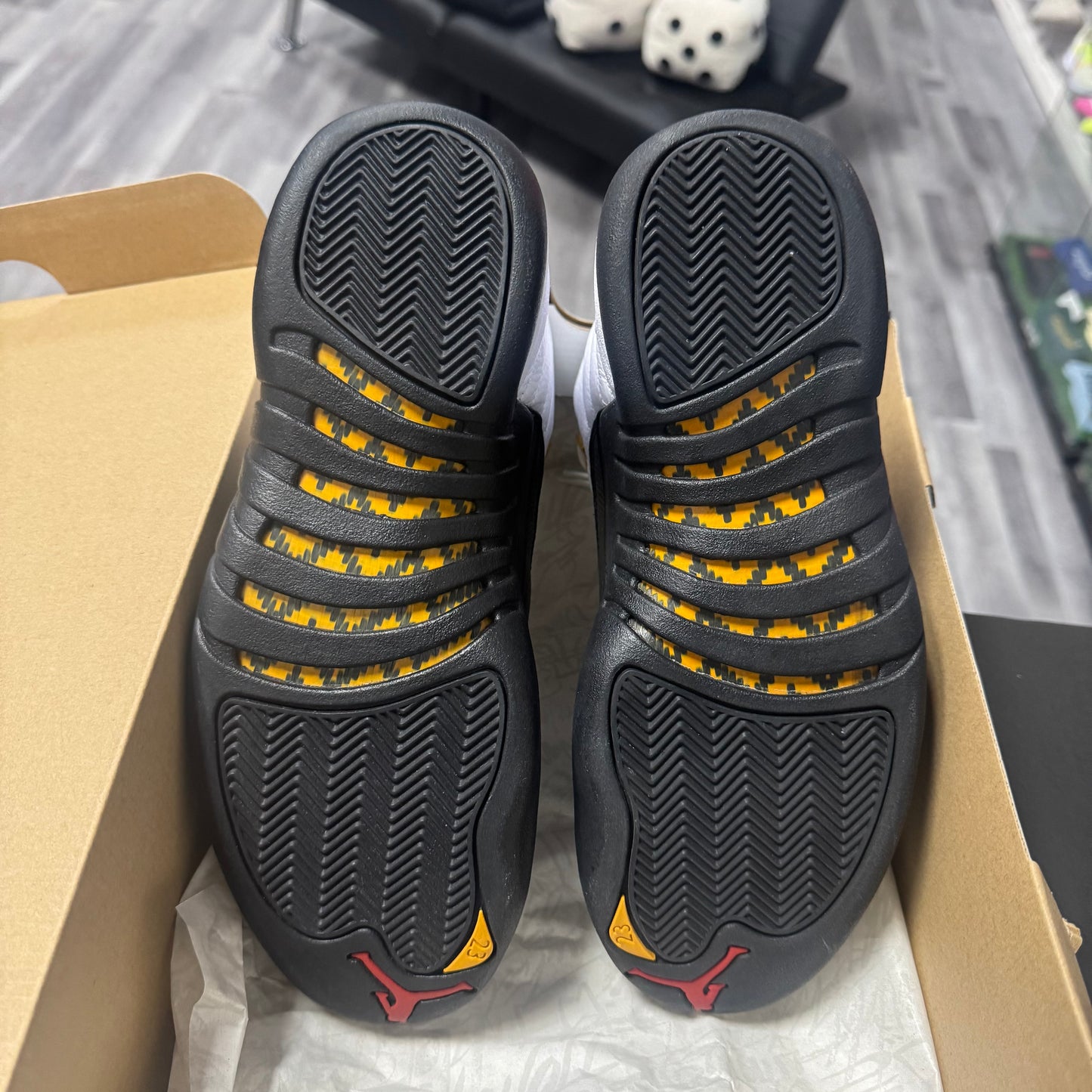 Jordan 12 Taxi (2013) / Preowned