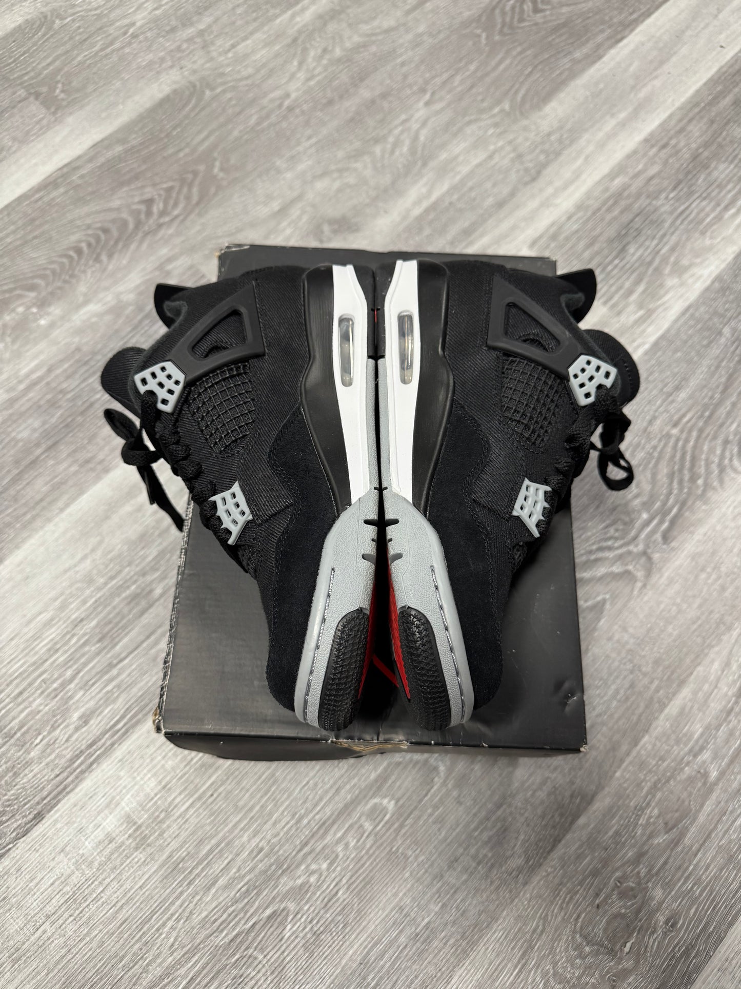 Jordan 4 Black Canvas / Preowned