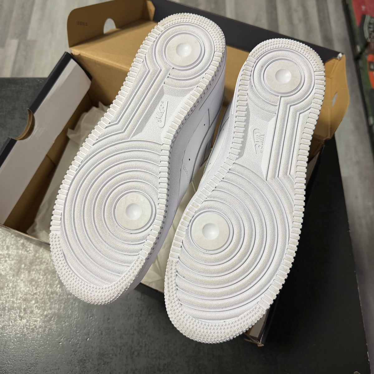 Air Force 1 Low White Patent / Preowned