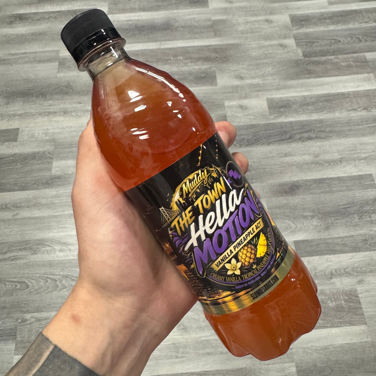 SloMoe Soda (Vanilla Pineapple Act)